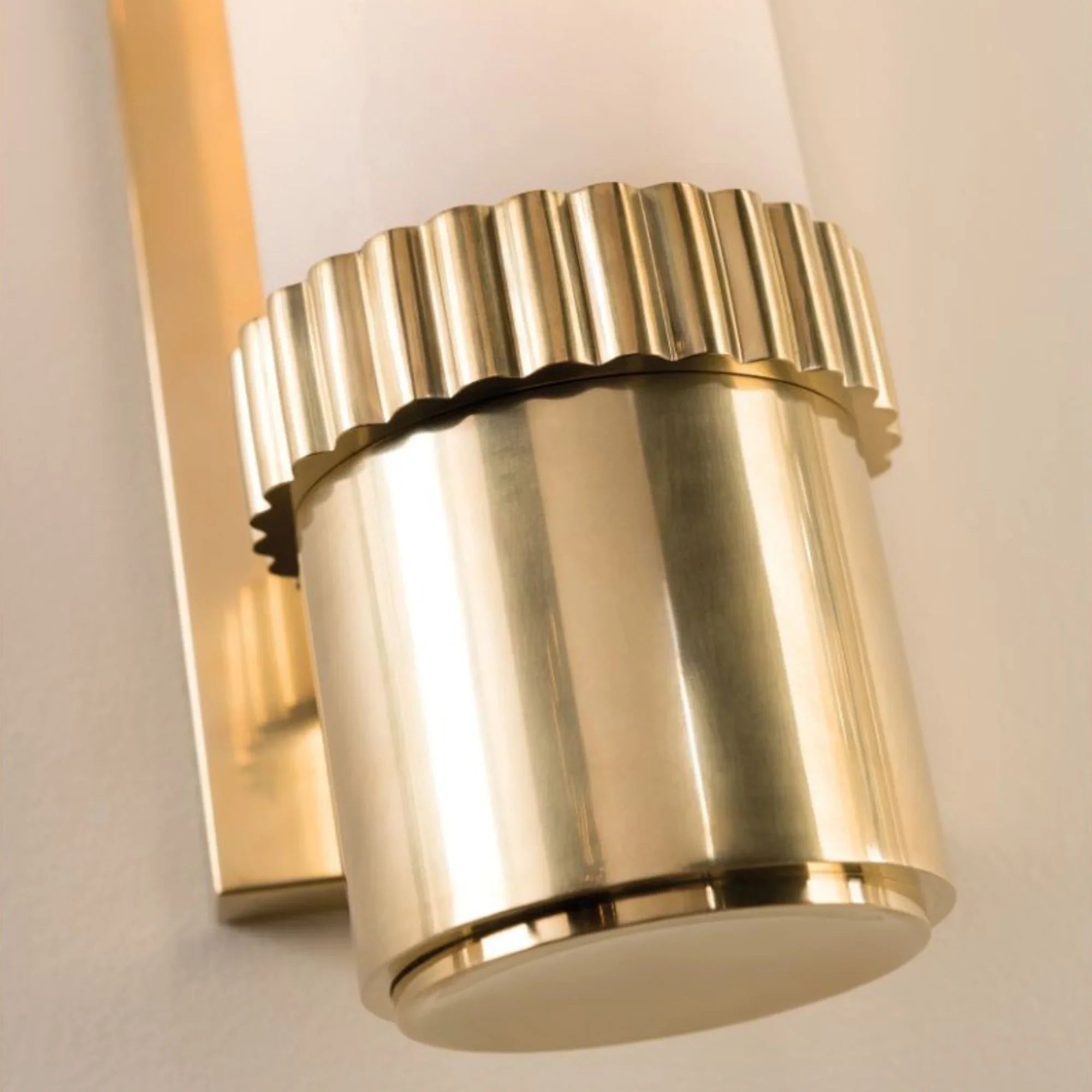 Argon 15" Wall Sconce, Aged Brass Finish