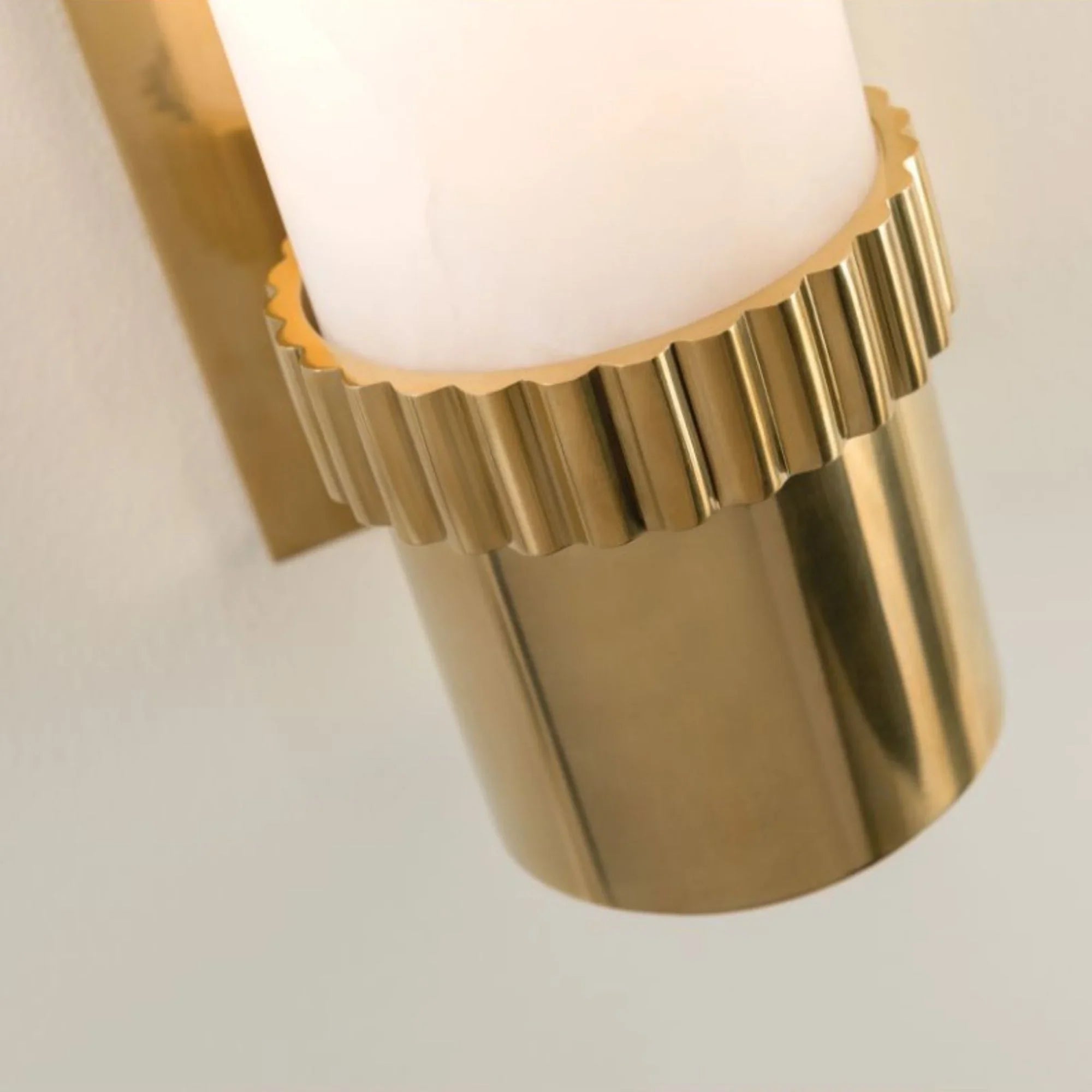 Argon 15" Wall Sconce, Aged Brass Finish