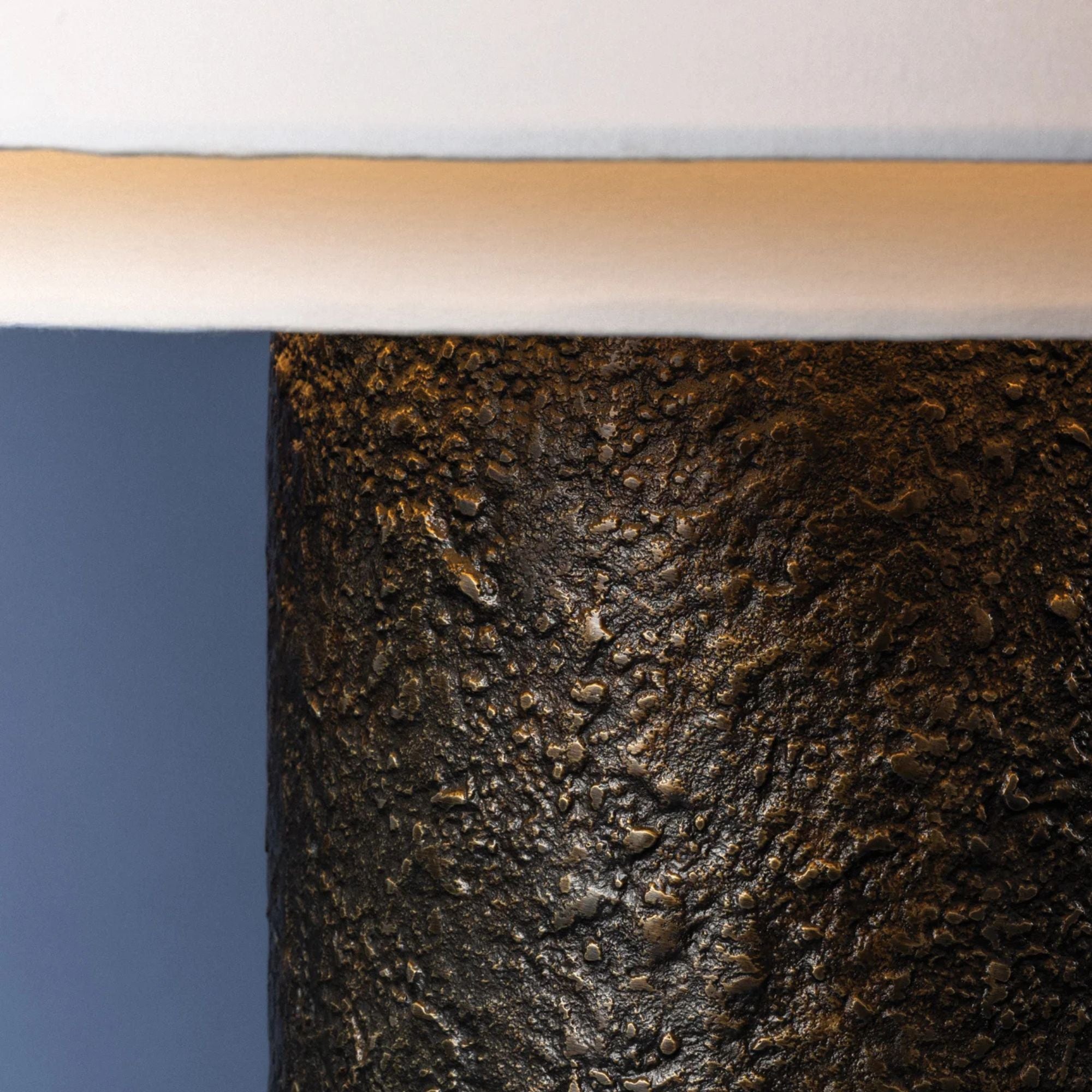 Hudson Valley Ashburton 31.5 in. Table Lamp, Bronze with White Linen Shade