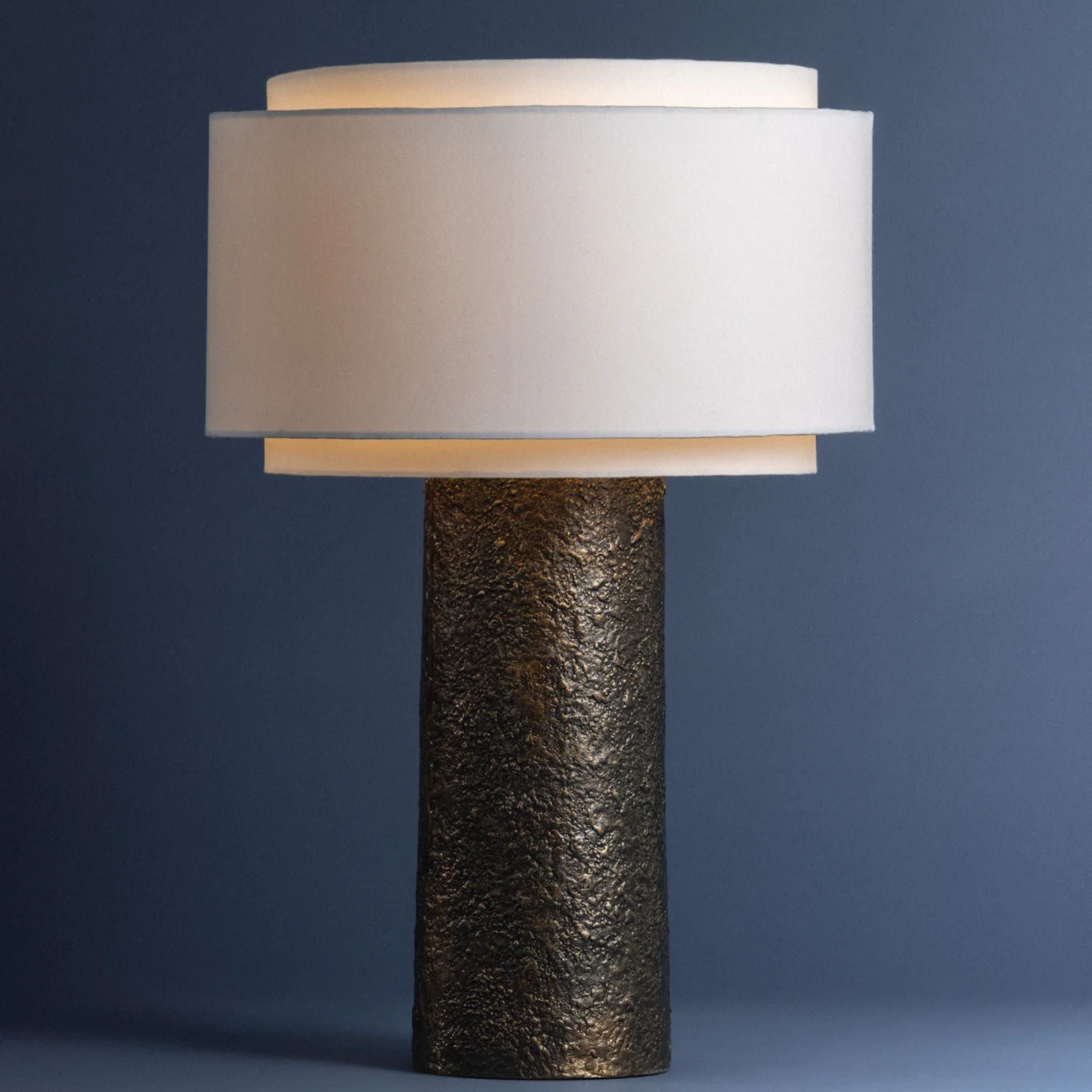Hudson Valley Ashburton 31.5 in. Table Lamp, Bronze with White Linen Shade