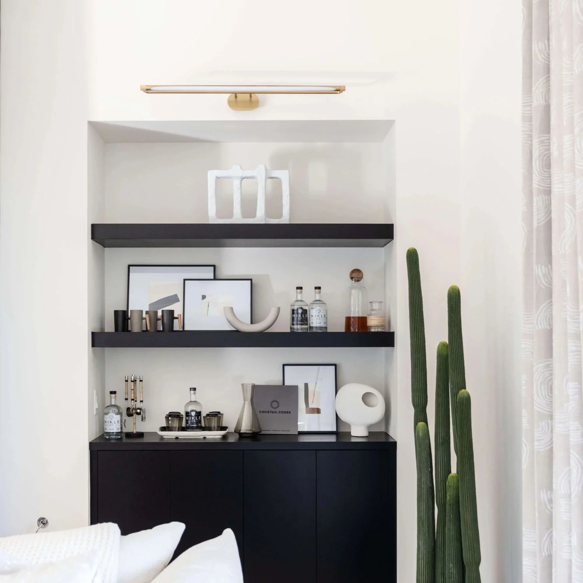 Berkshire 37" LED Picture Light, Aged Brass Finish