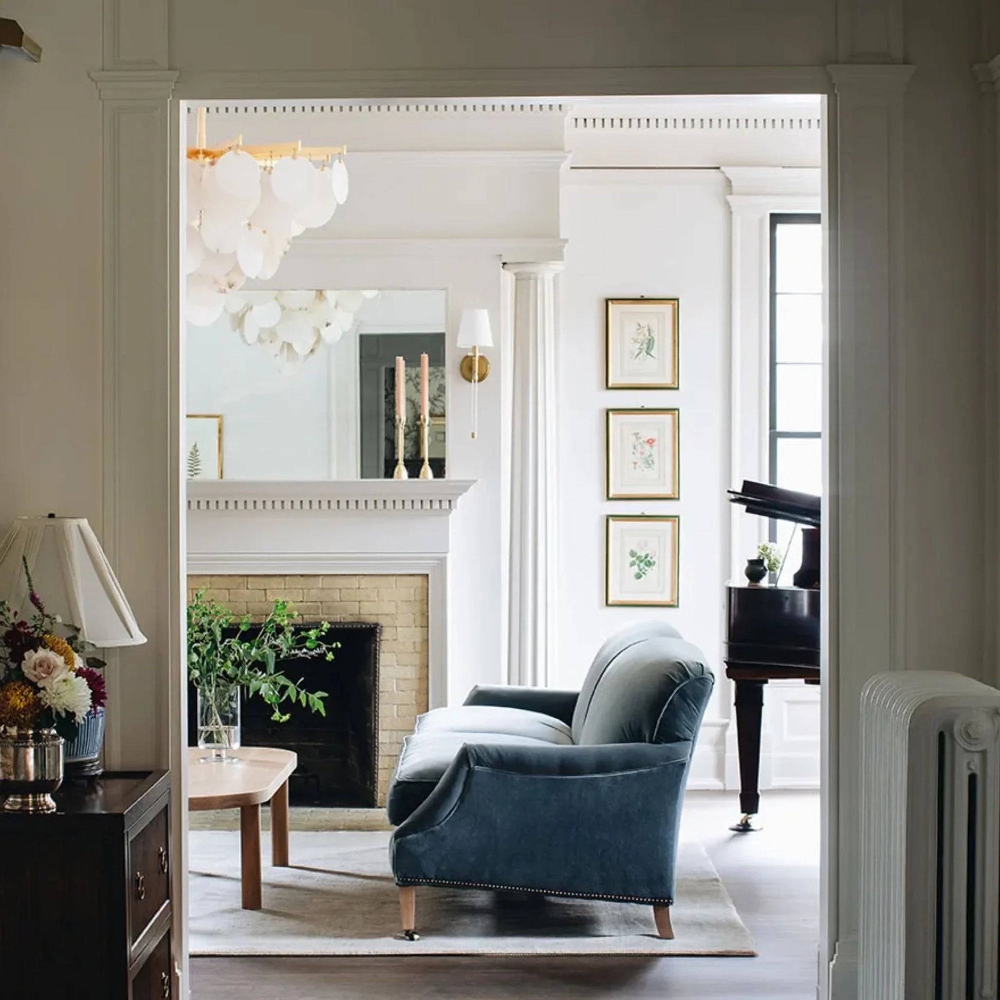 Hudson Valley Lighting - Blixen 21" Wall Sconce, Aged Brass Finish | Bees Lighting