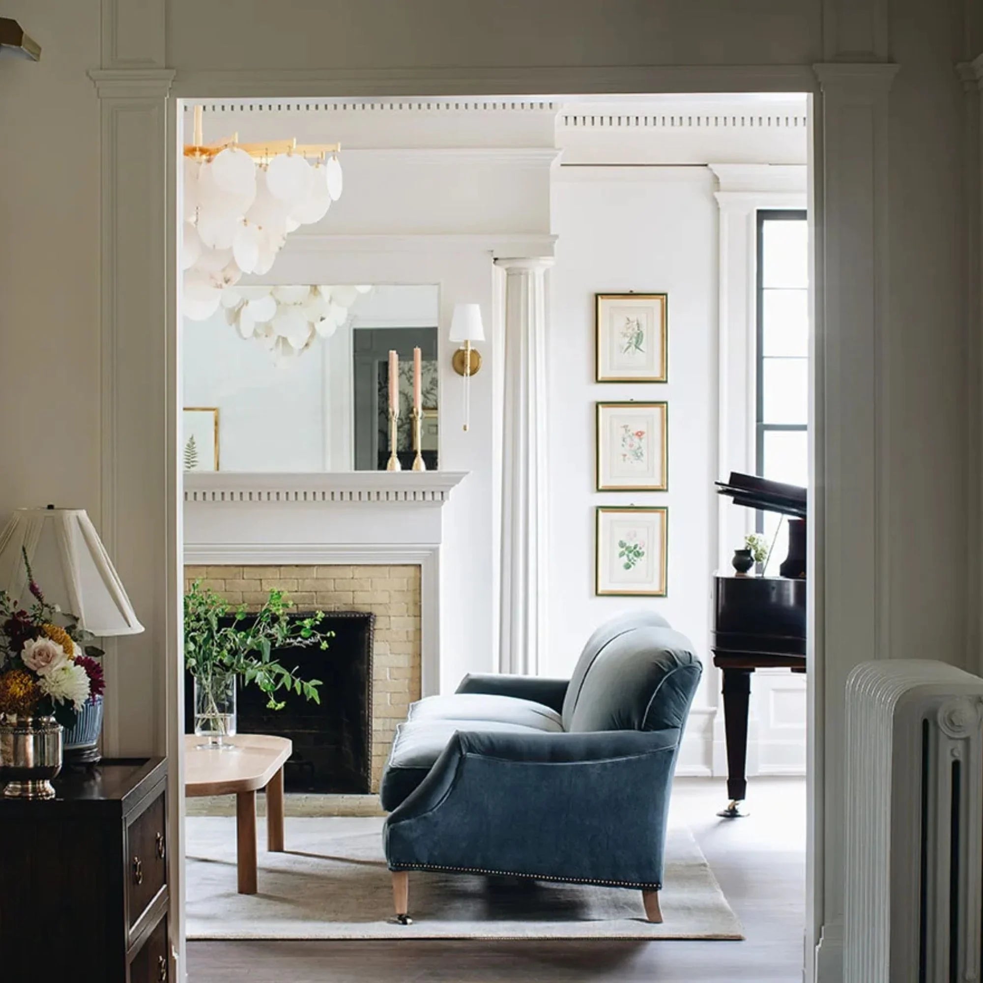 Hudson Valley Lighting - Blixen 21" Wall Sconce, Aged Brass Finish | Bees Lighting