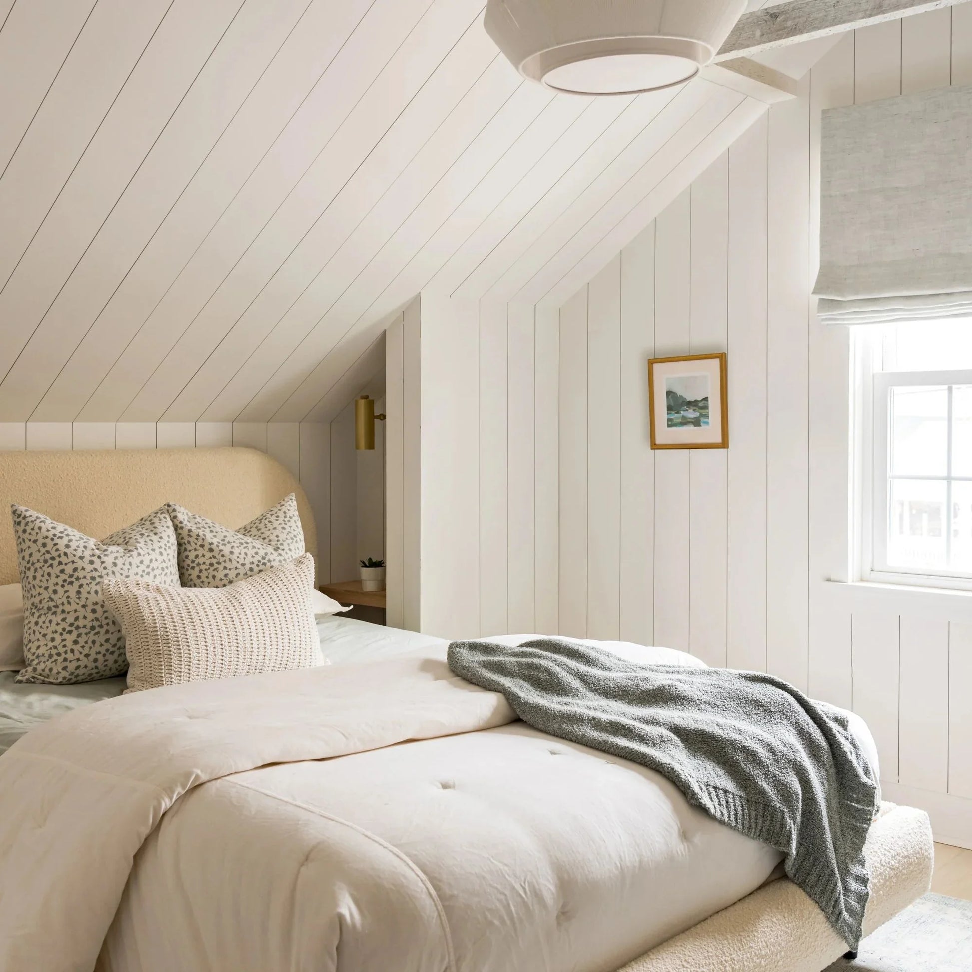 Hudson Valley Lighting - Bushwick 8" Wall Sconce, Aged Brass Finish | Bees Lighting