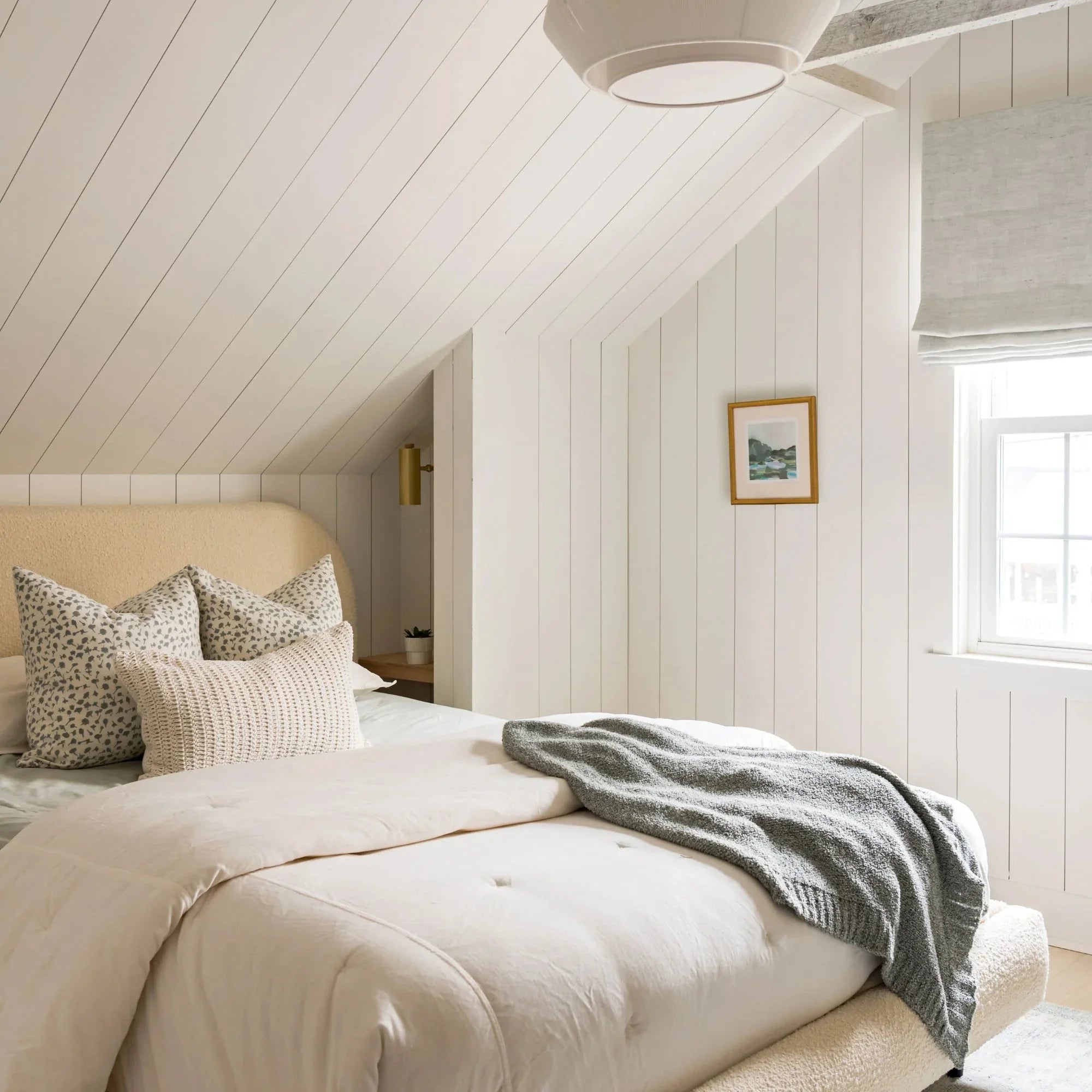 Hudson Valley Lighting - Bushwick 8" Wall Sconce, Aged Brass Finish | Bees Lighting