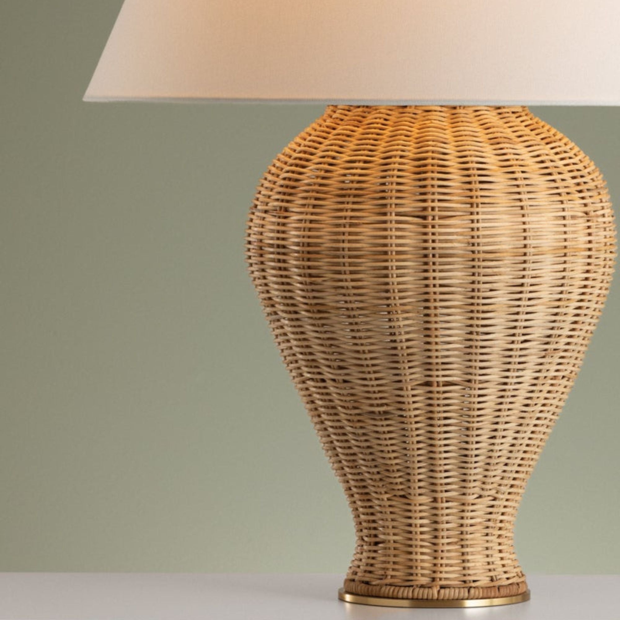 Chatsworth 30" Table Lamp, Aged Brass Finish