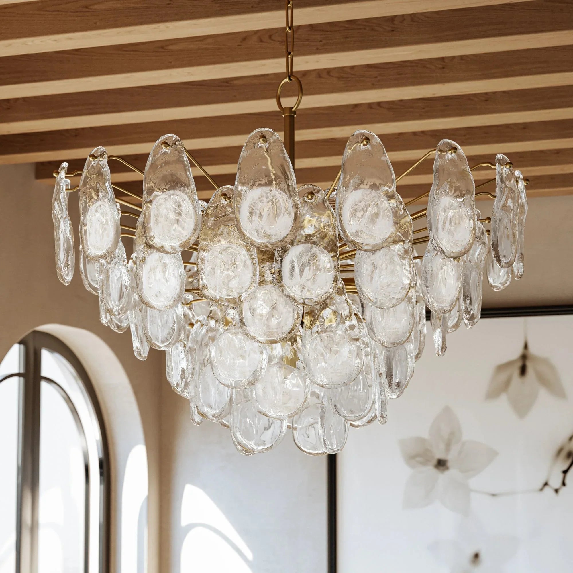 Darcia 36" 15-Light Chandelier, Aged Brass Finish