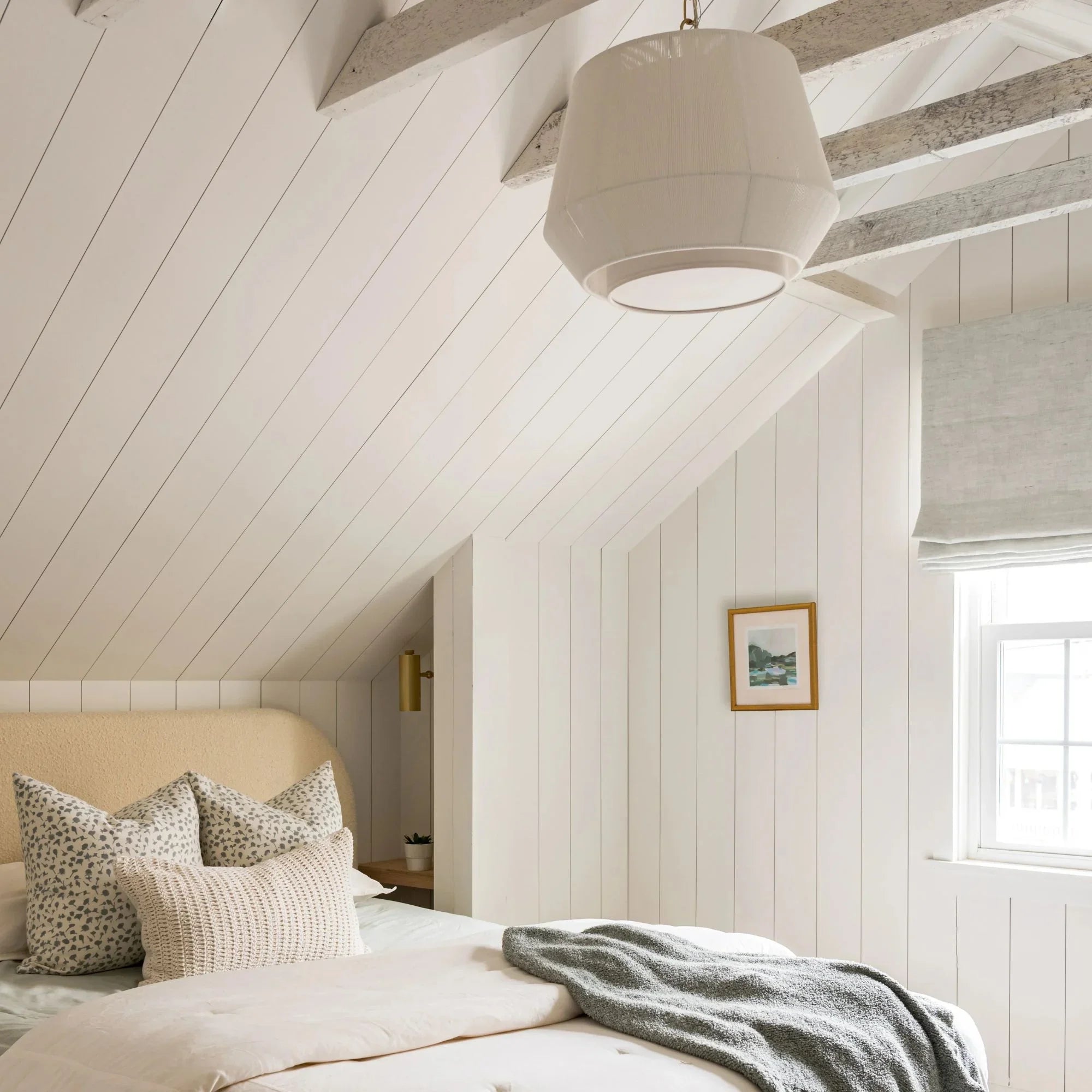 Hudson Valley Lighting - Debi 18" Pendant, Aged Brass Finish | Bees Lighting