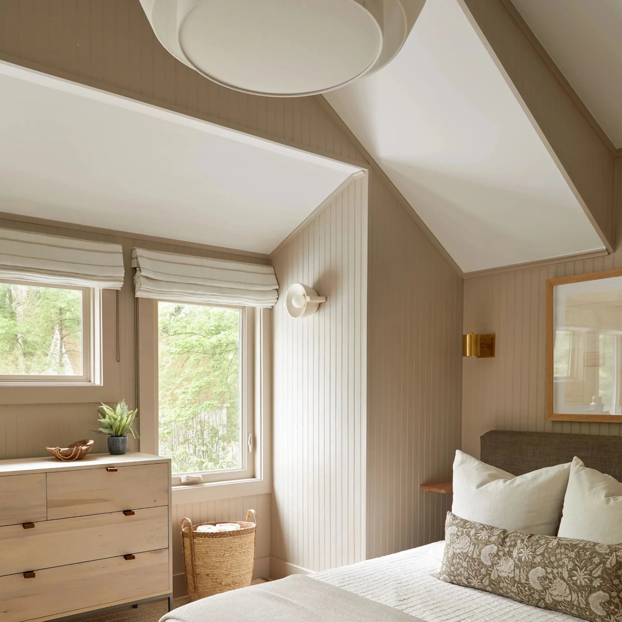 Debi 31" 4-Light Pendant, Aged Brass Finish