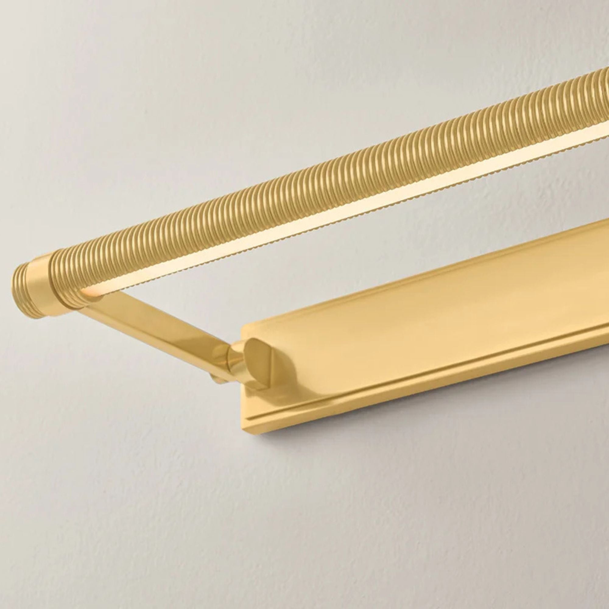 Hudson Valley Duell 30" Picture Light, Aged Brass