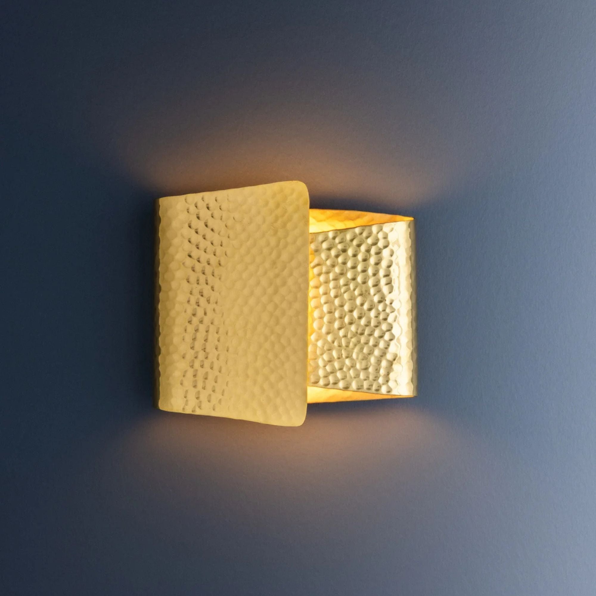 Hudson Valley Dunnsville 7.75 in. Wall Sconce, Aged Brass