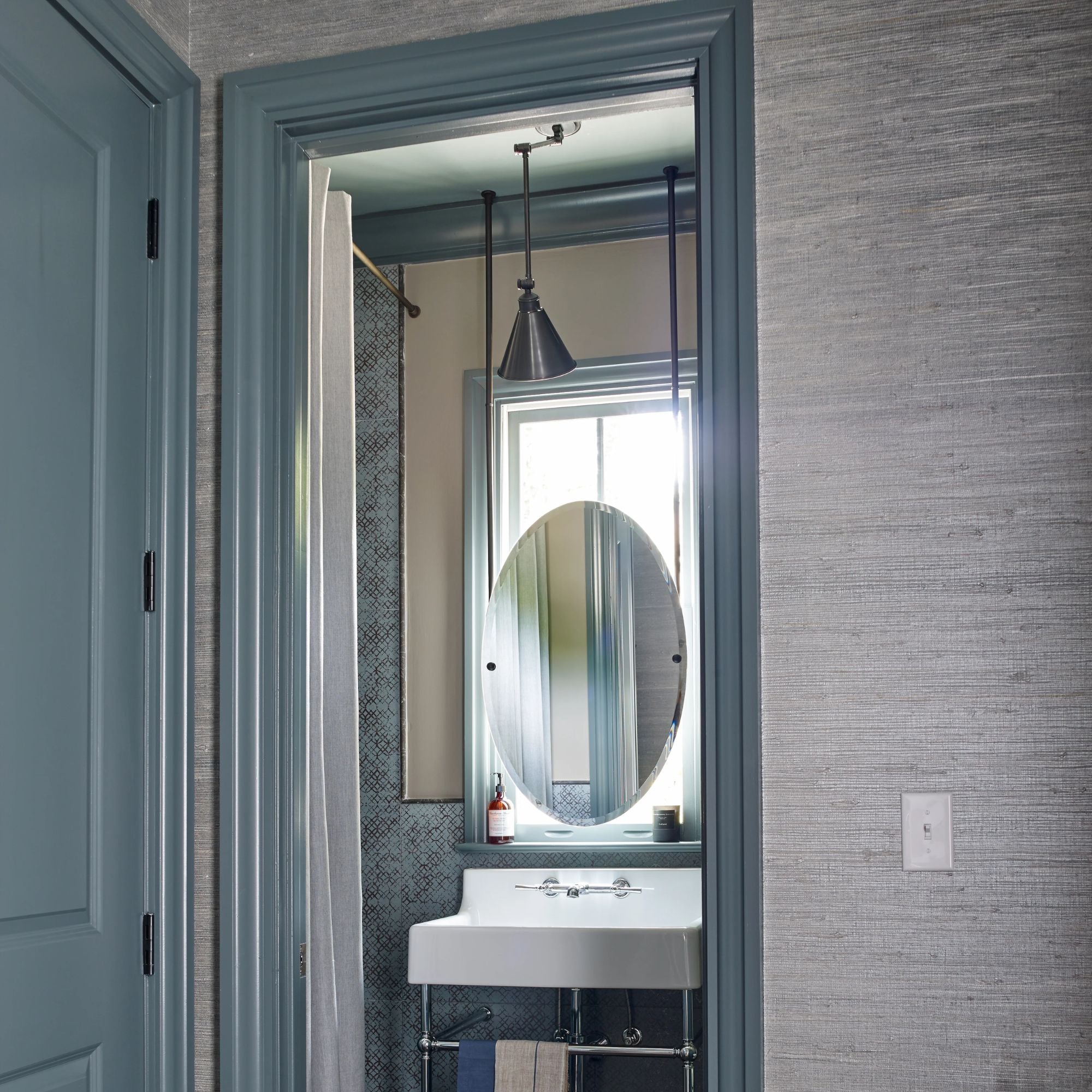 r 19" Swing Arm Lamp, Old Bronze with Metal Shade