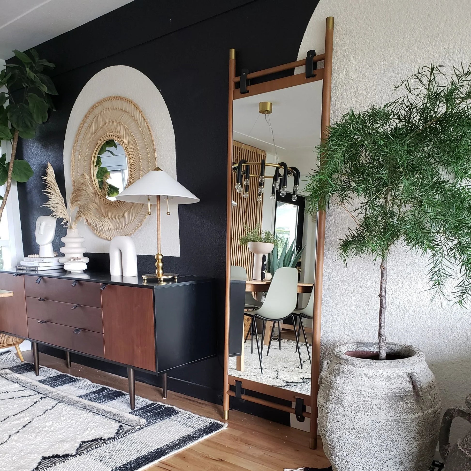 Hudson Valley Lighting - Flare 24" 2-Light Table Lamp, Aged Brass Finish | Bees Lighting