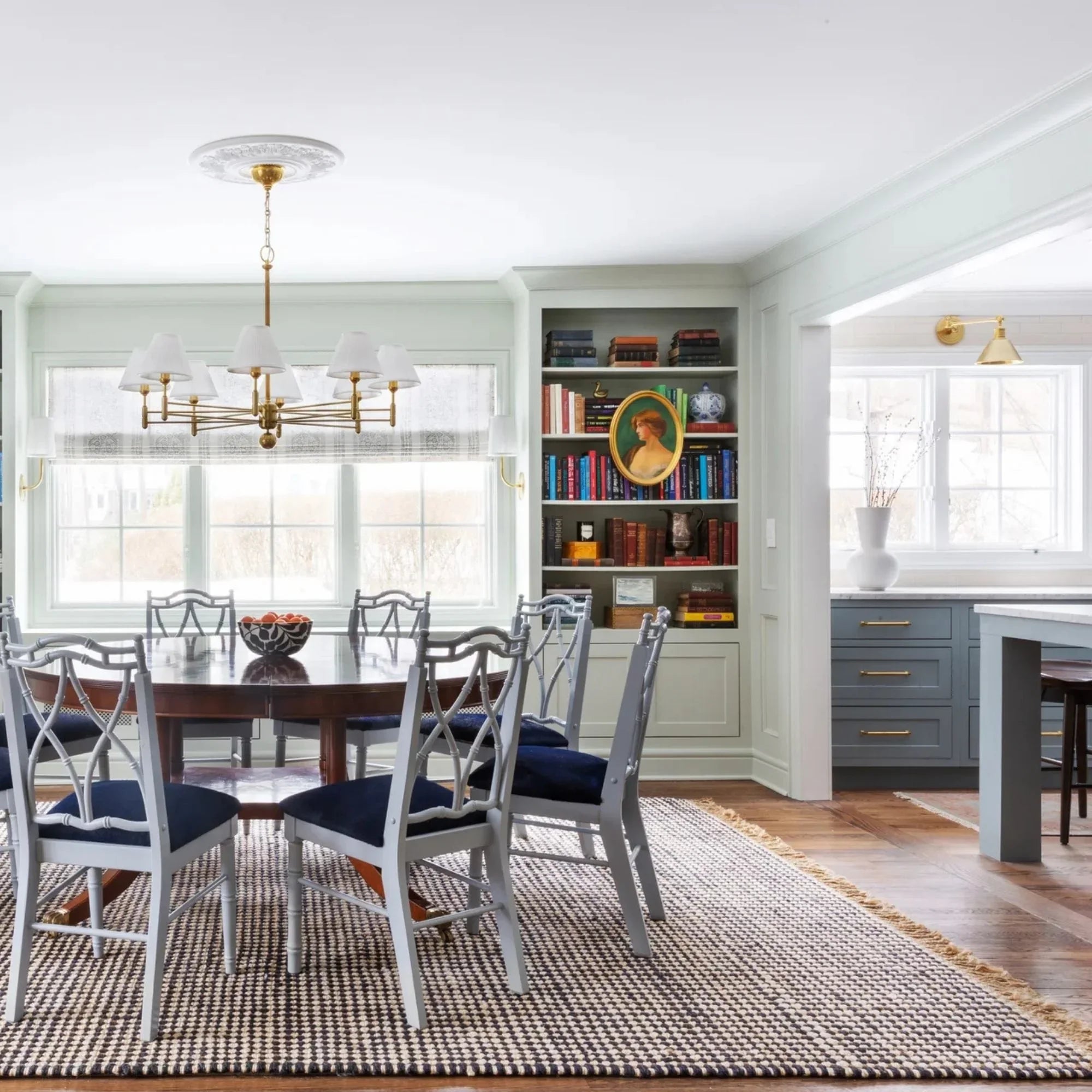 Garden City 11" Swing Arm Sconce, Aged Brass Finish