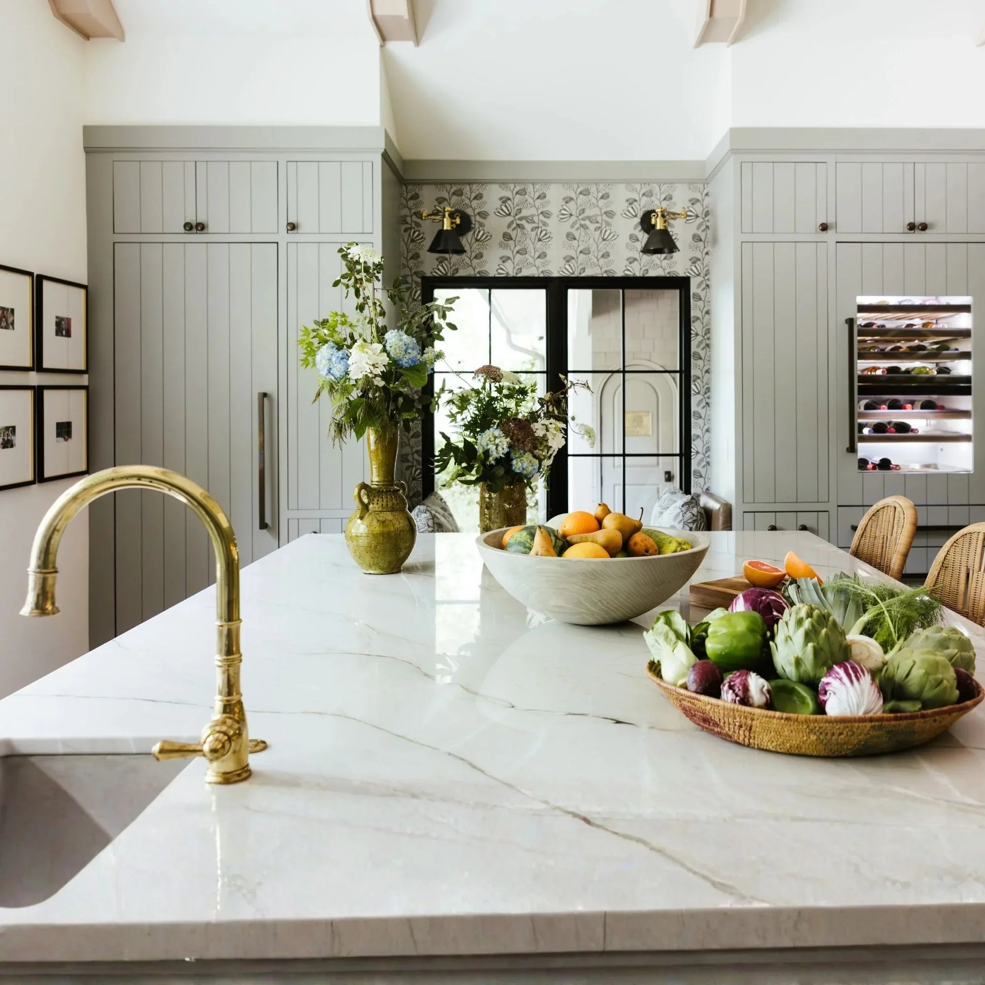 Garden City 11" Swing Arm Sconce, Aged Old Bronze Finish