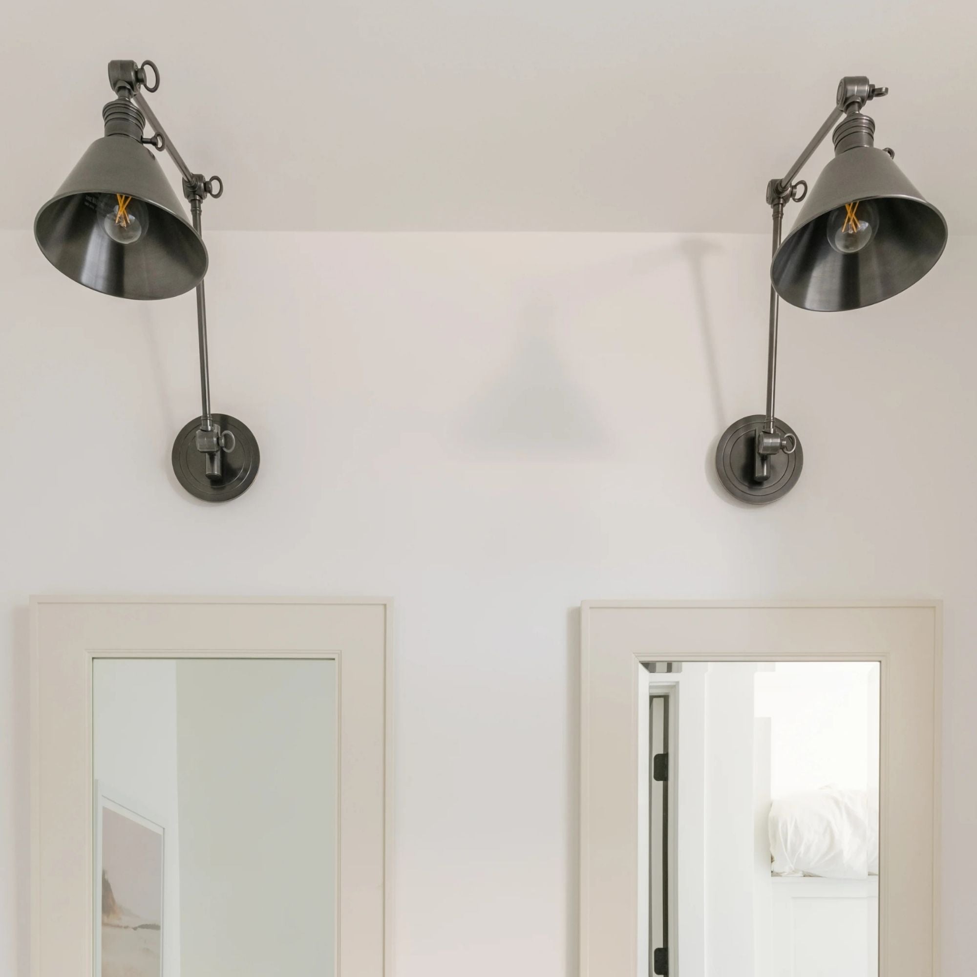 Garden City 23" Swing Arm Lamp, Old Bronze Finish