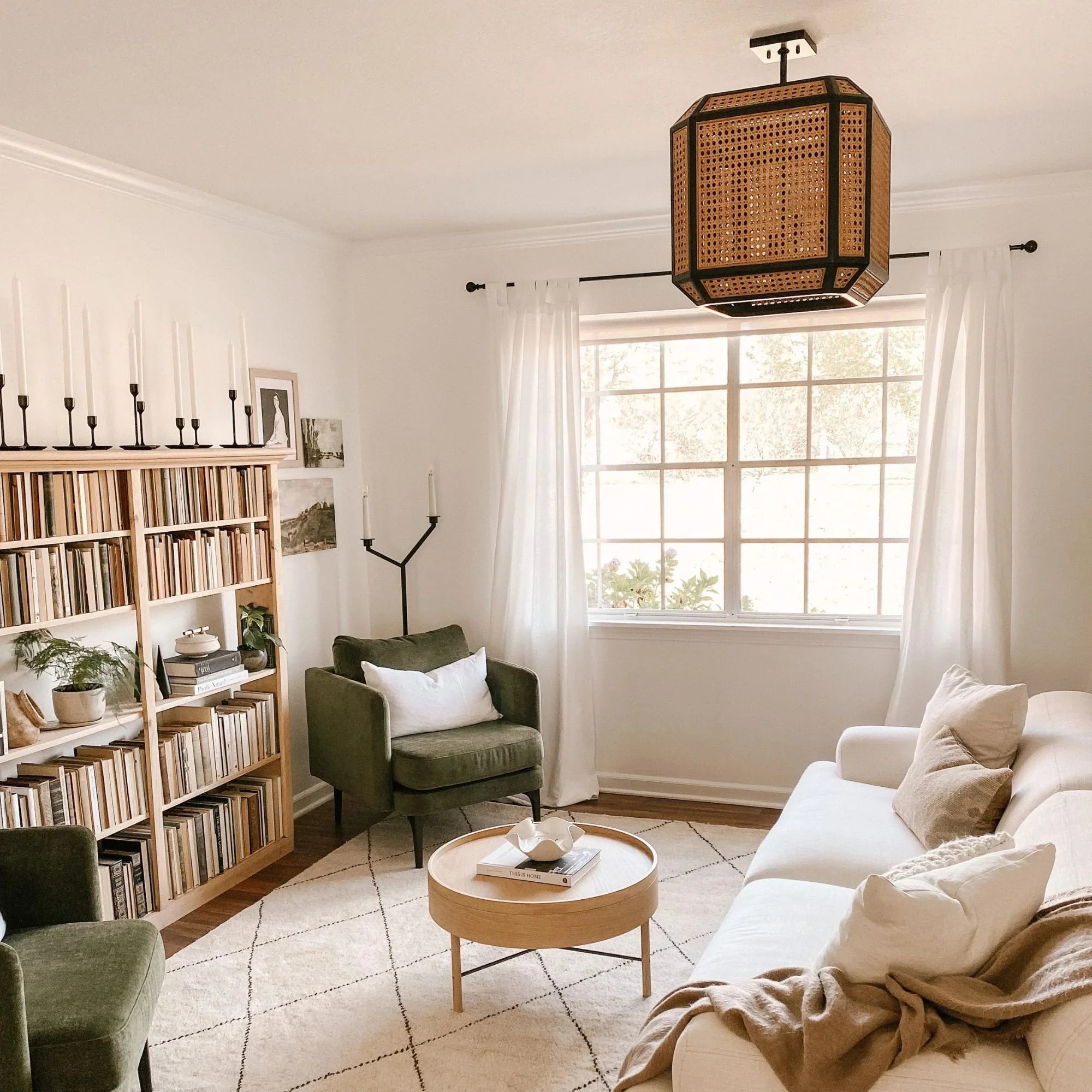 Georgia 20" Pendant, Old Bronze Finish