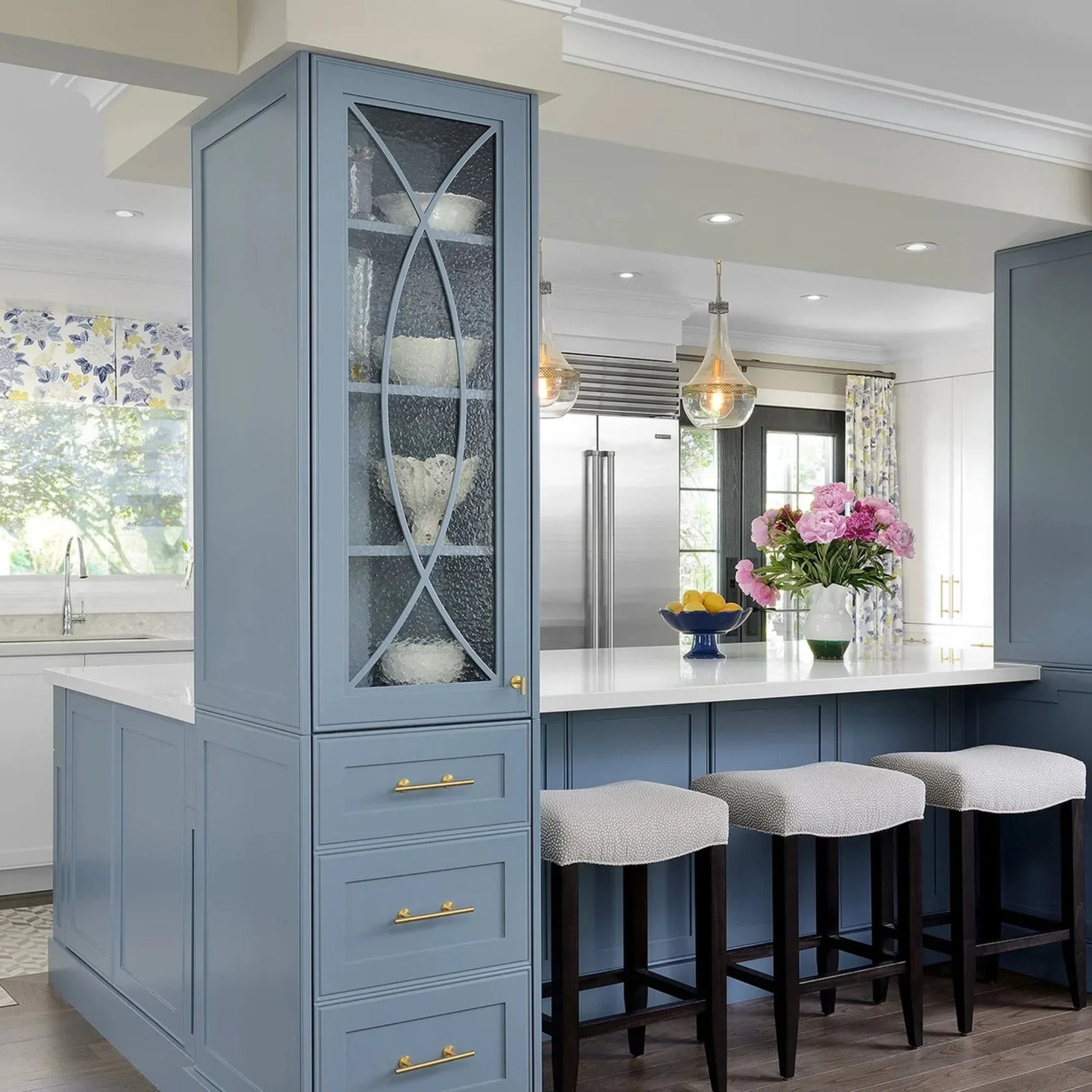 Hudson Valley Lighting - Hagen 17" Pendant, Aged Brass Finish | Bees Lighting