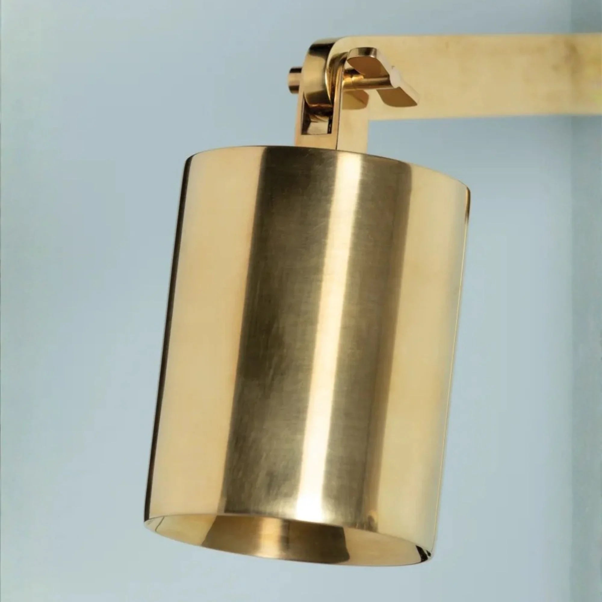 Highgrove 9" Plug-in Sconce, Aged Brass Finish