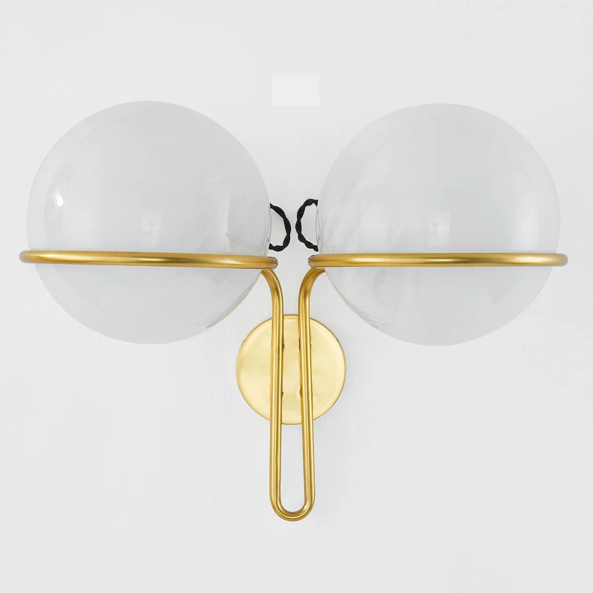 Hingham 20" 2-Light Wall Sconce, Aged Brass Finish