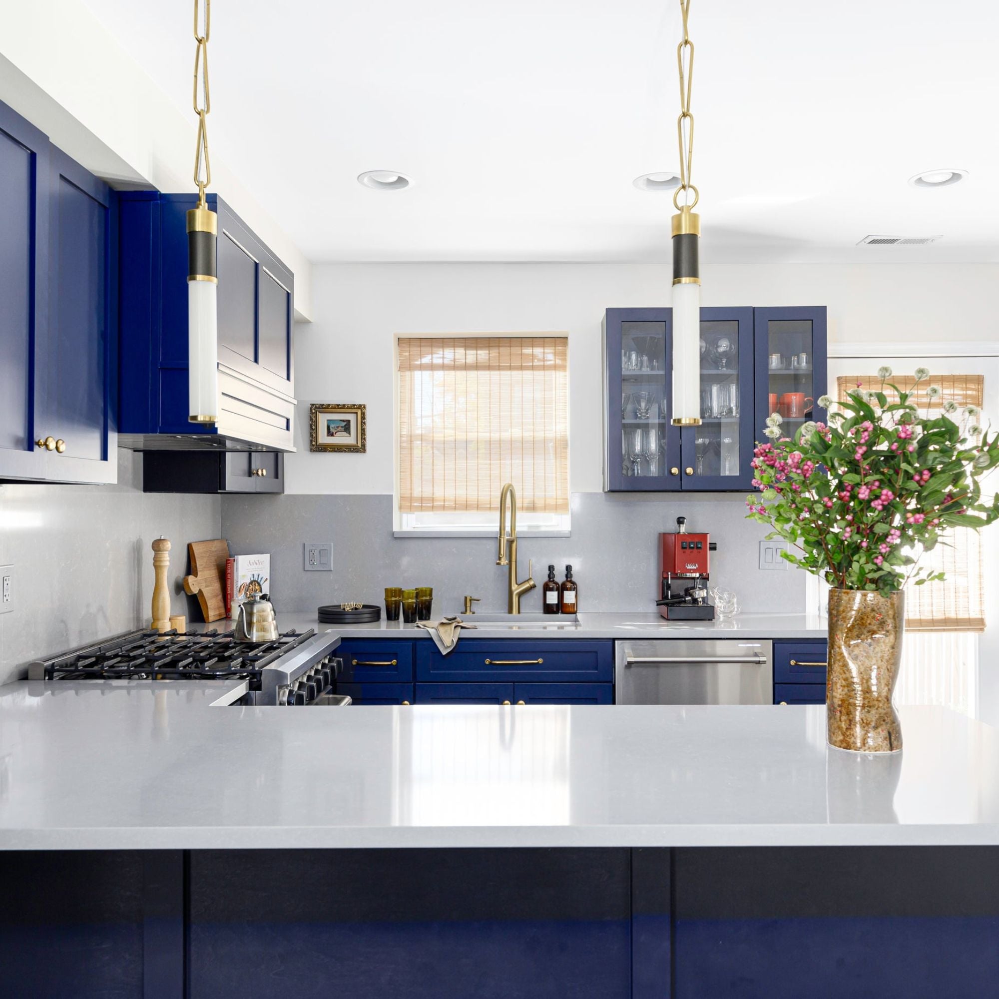 Huntington 18" LED Pendant, Aged Old Bronze Finish