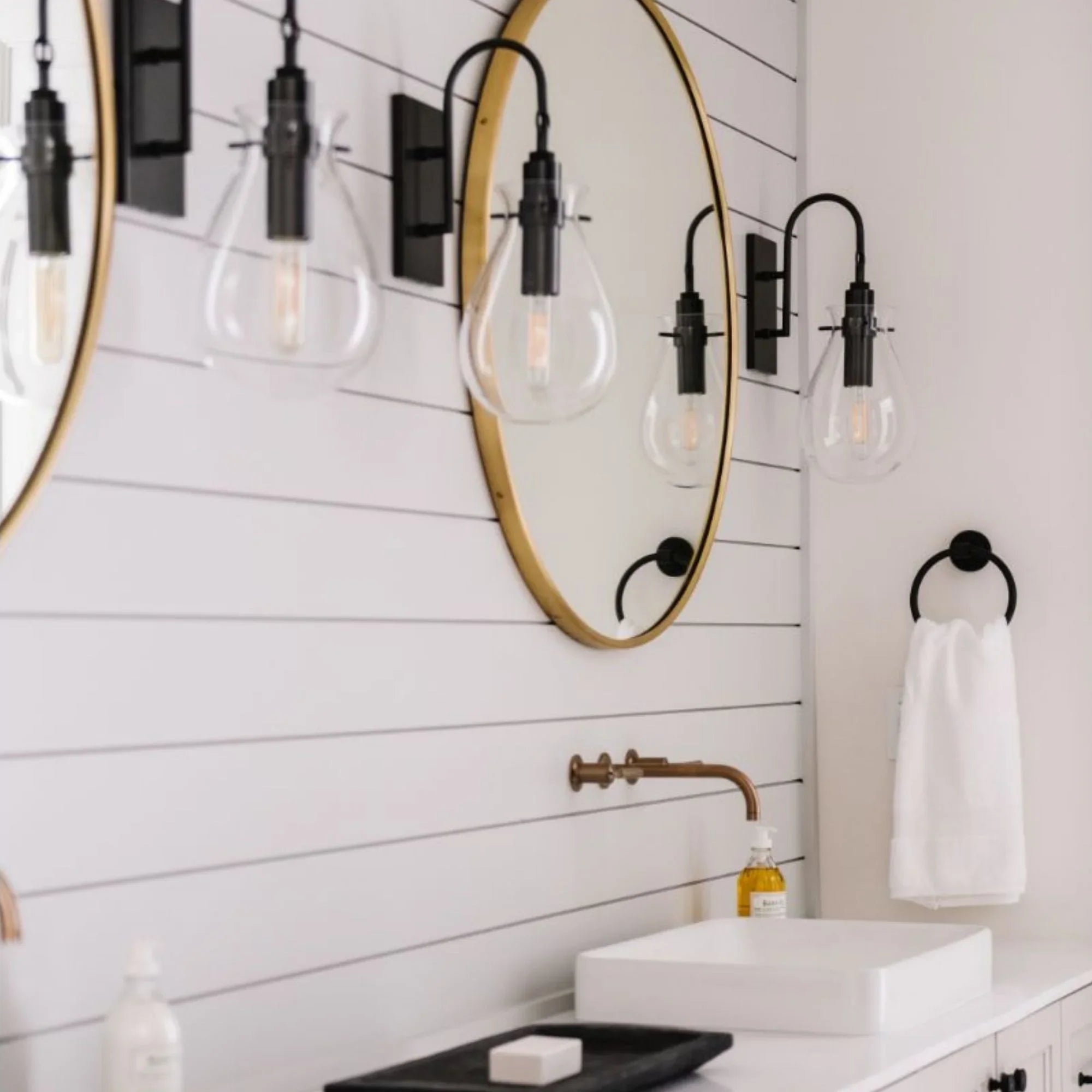 Hudson Valley Lighting - Ivy 18" Wall Sconce, Old Bronze Finish | Bees Lighting