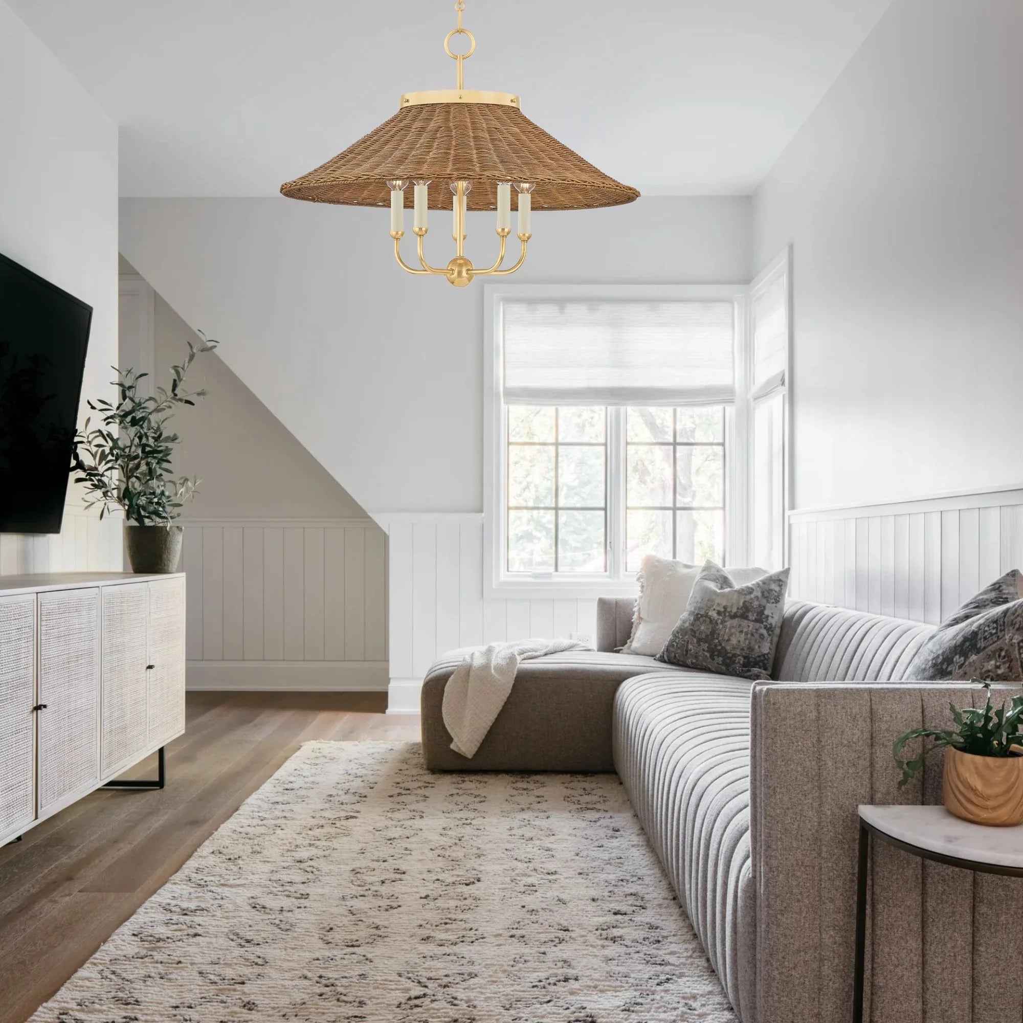 Hudson Valley Lighting - Kensington 28" 5-Light Chandelier, Aged Brass Finish | Bees Lighting