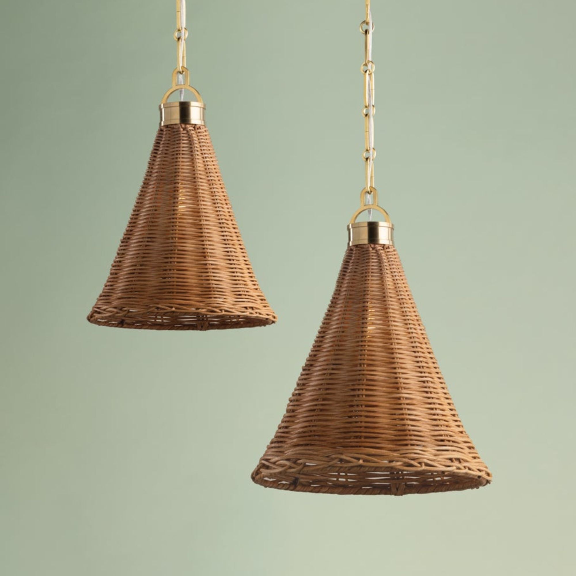 Kensington 19" Pendant, Aged Brass Finish