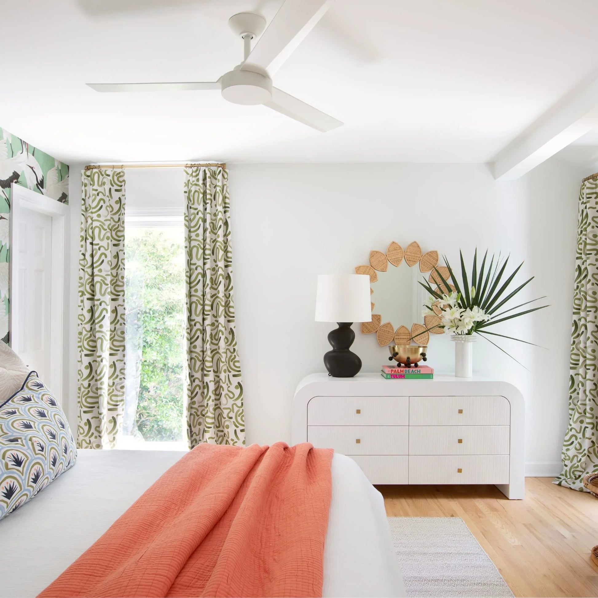 Hudson Valley Lighting - Kingsley 28" Table Lamp, Aged Brass/Ceramic Satin Black Finish | Bees Lighting