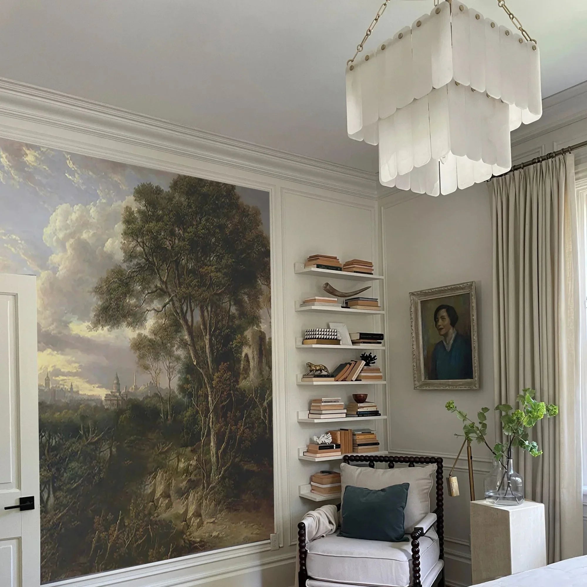 Hudson Valley Lighting - Moissanite 20" 17-Light Chandelier, Aged Brass Finish | Bees Lighting