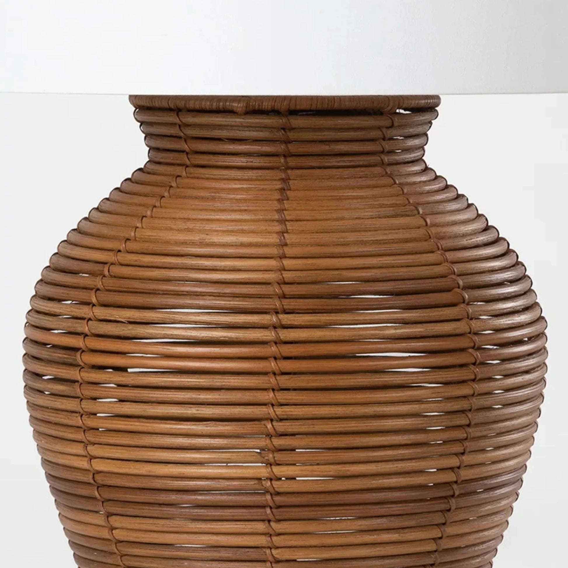 Hudson Valley Lighting - Newark 30" Table Lamp, Vintage Gold Leaf Finish | Bees Lighting