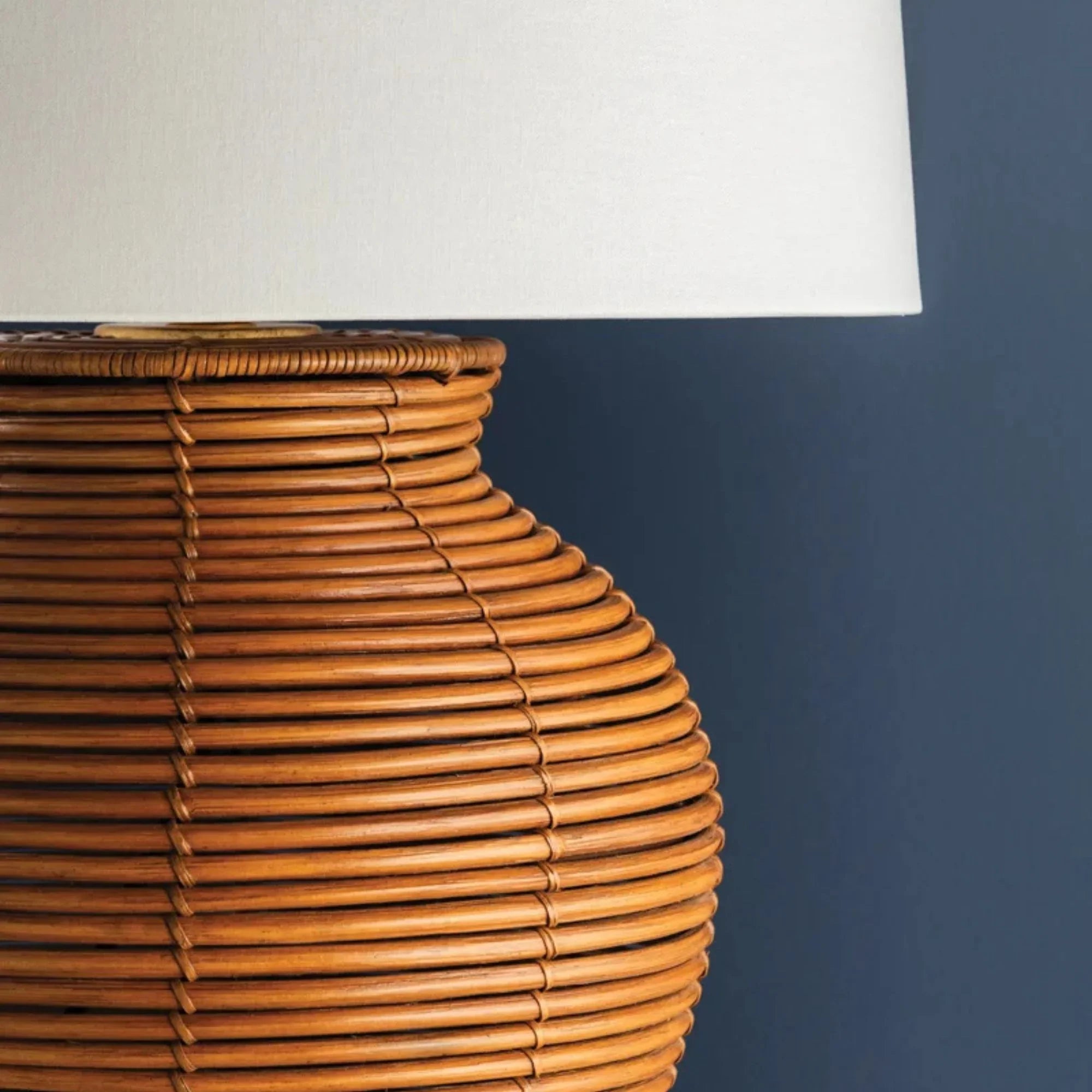 Hudson Valley Lighting - Newark 30" Table Lamp, Vintage Gold Leaf Finish | Bees Lighting