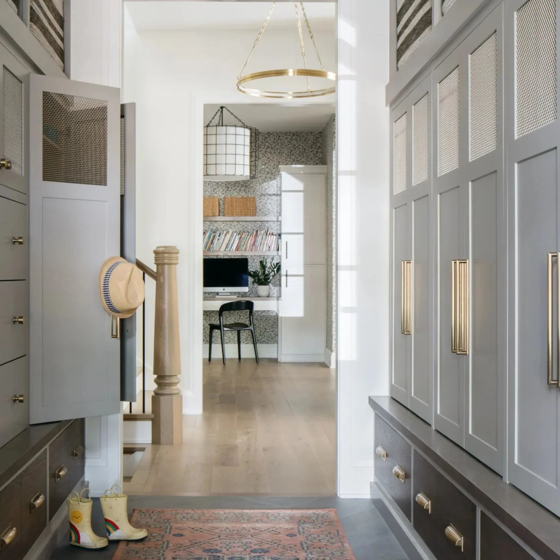 Hudson Valley Lighting - Rosendale 28" LED Chandelier, Aged Brass Finish | Bees Lighting