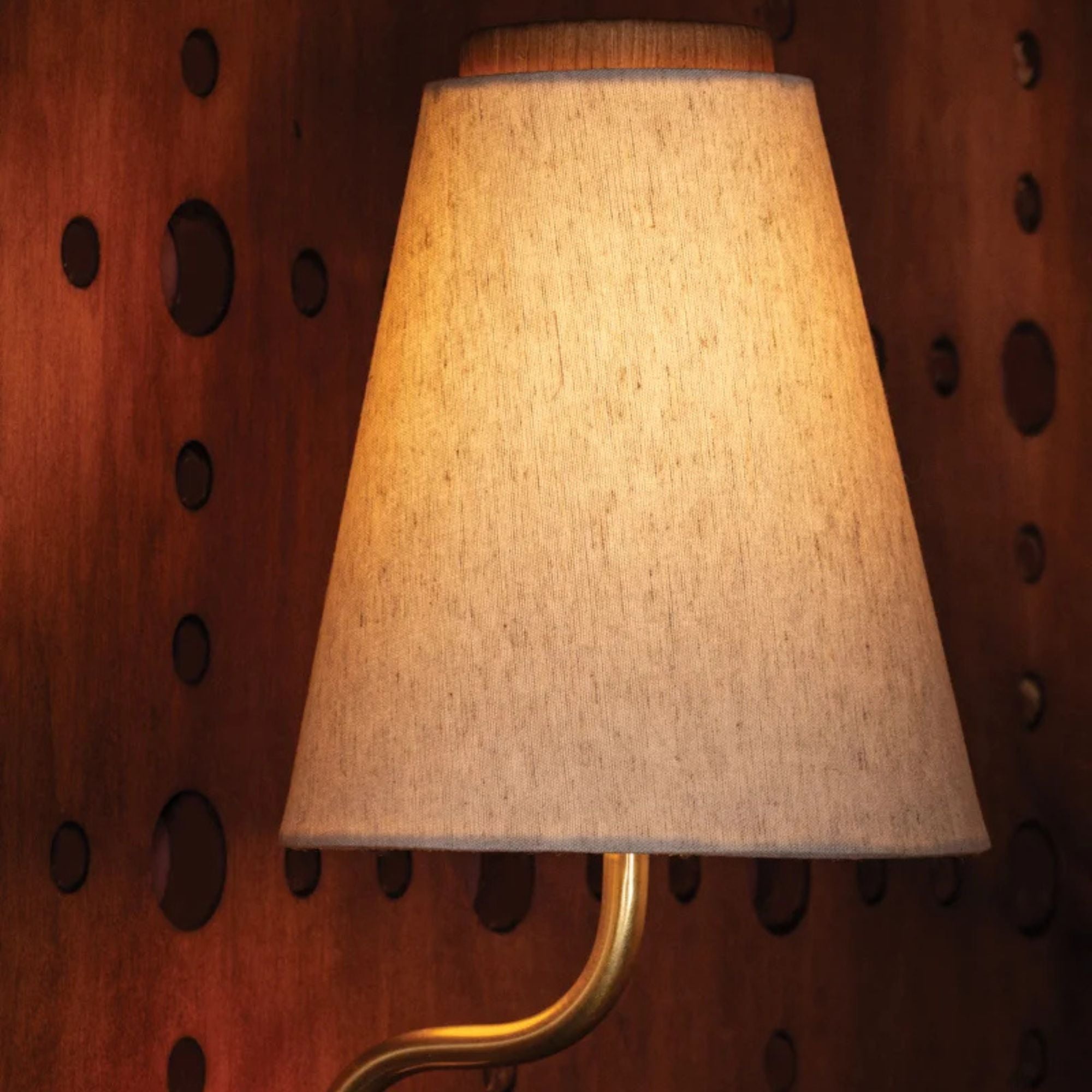 Sullivan 25" Wall Sconce, Aged Brass Finish