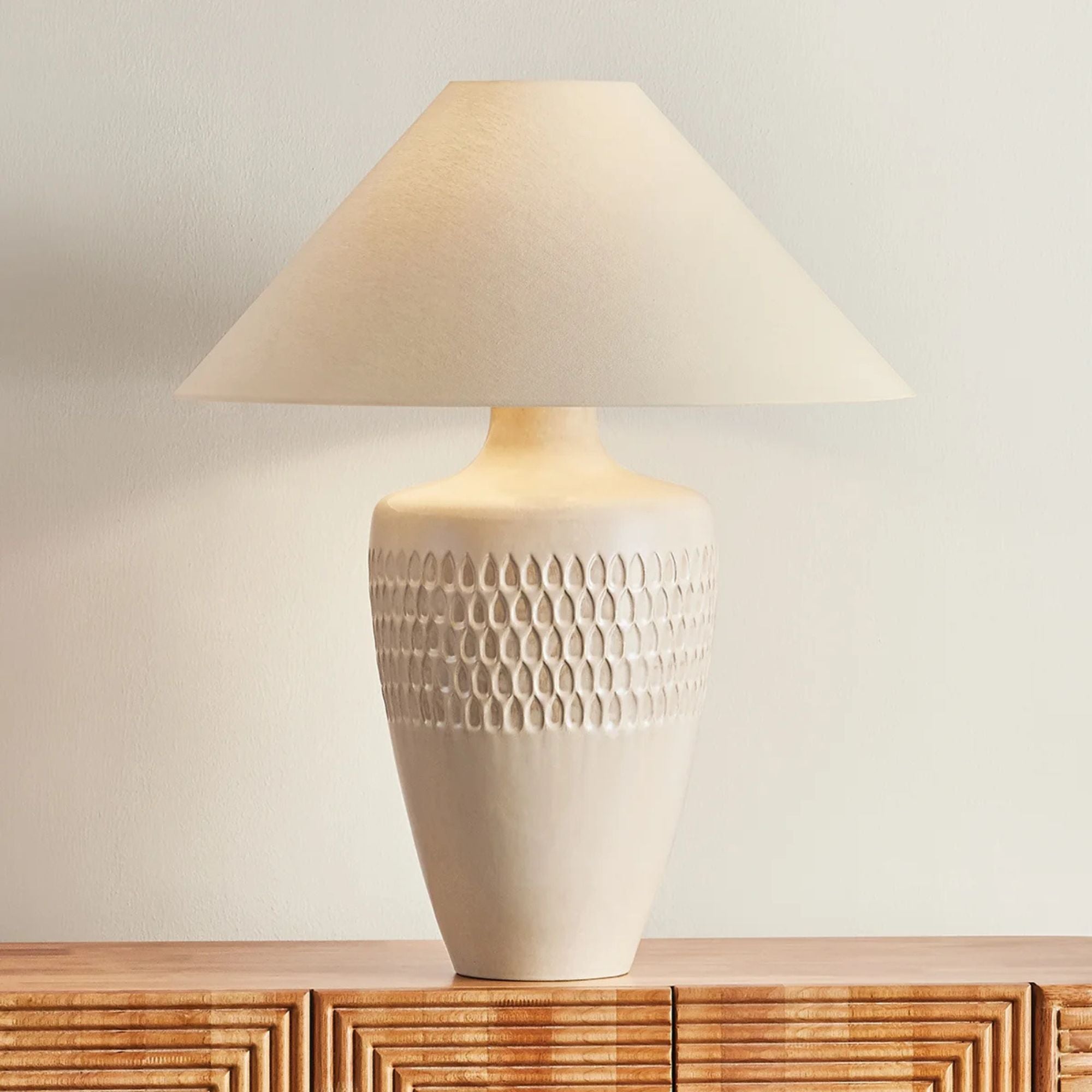 Hudson Valley Valleydale Table Lamp, Aged Brass with Ceramic Reactive Manchado & Off White Linen Shade