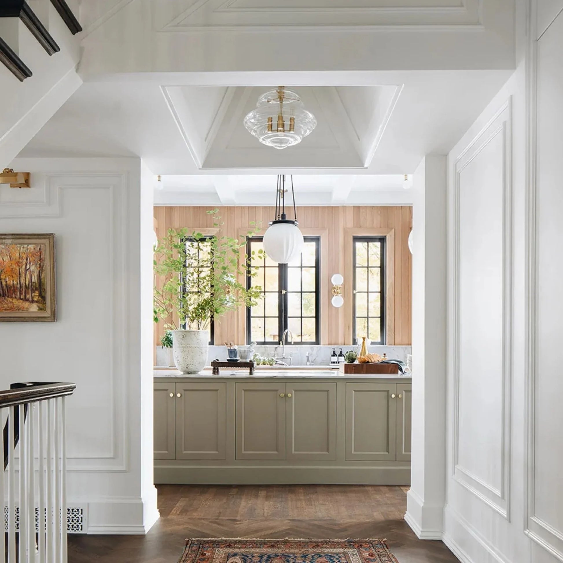 Hudson Valley Lighting - Washington 26" 5-Light Lantern, Aged Brass Finish | Bees Lighting