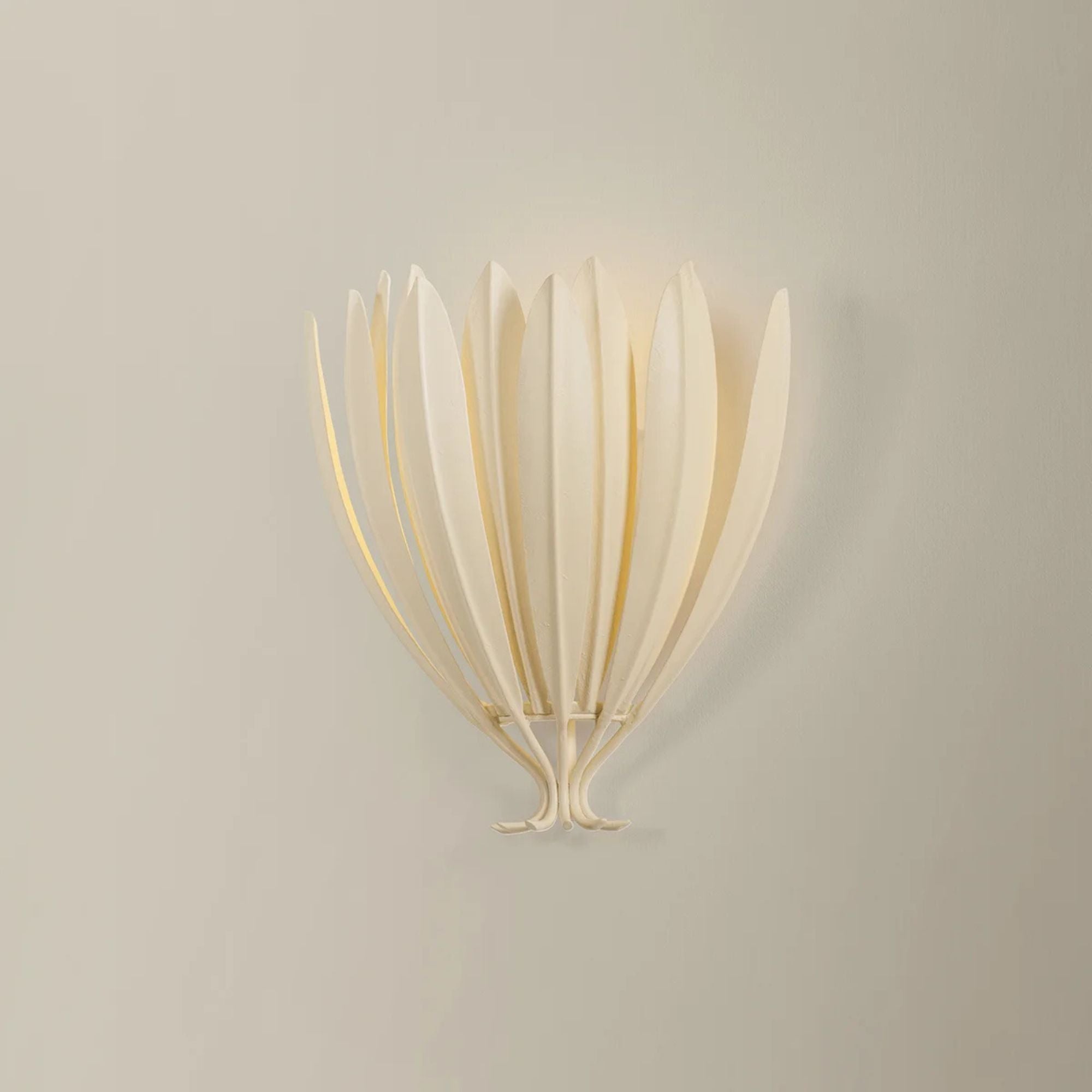 Hudson Valley Whitfield 13 in. Wall Sconce, Cream Plaster