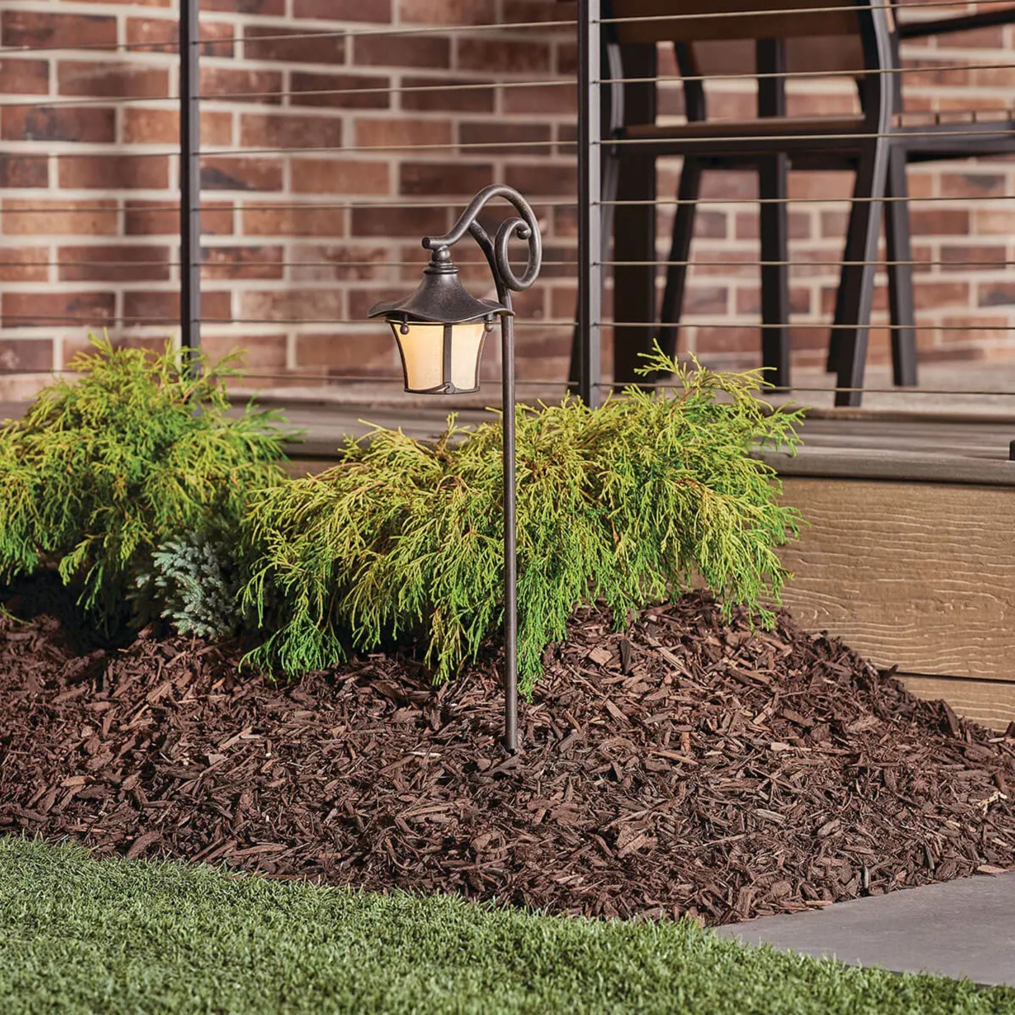 Kichler Cotswold 25" Path Light in Aged Bronze
