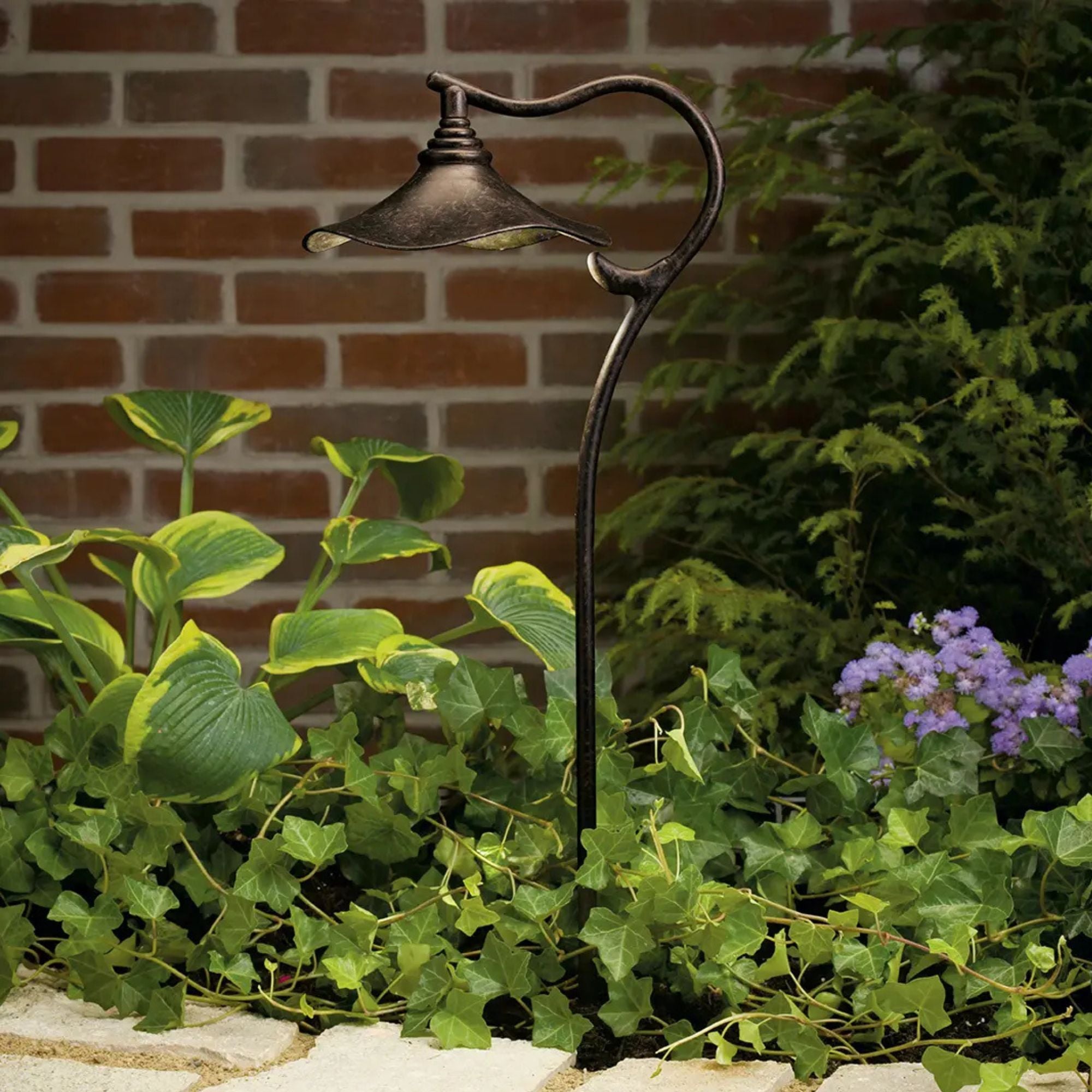 Kichler Cotswold 26" Path & Spread Light in Aged Bronze