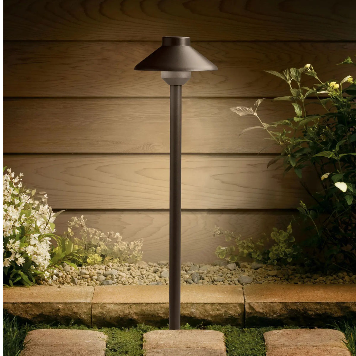 Stepped Dome 22" Path Light, 3000K, Centennial Brass
