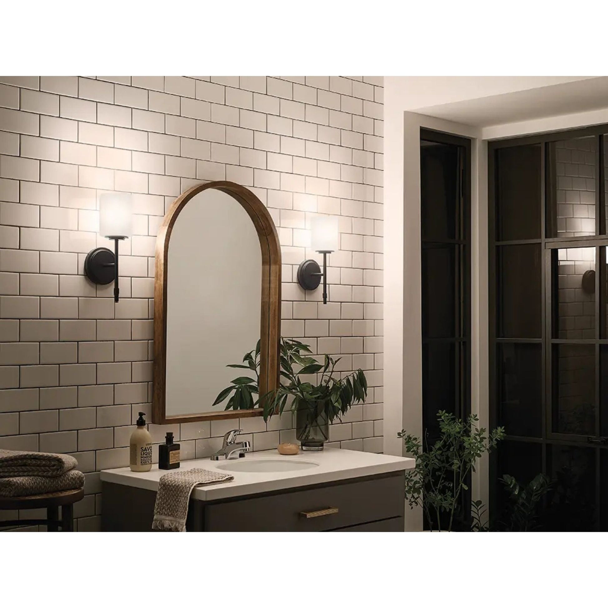 Ali 5" Wall Sconce, Black Finish, Glass Shade - Bees Lighting
