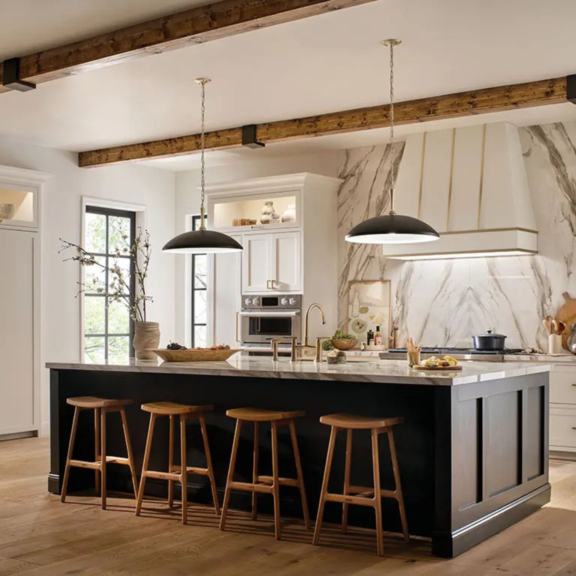 Delarosa 20" Pendant, Black Finish