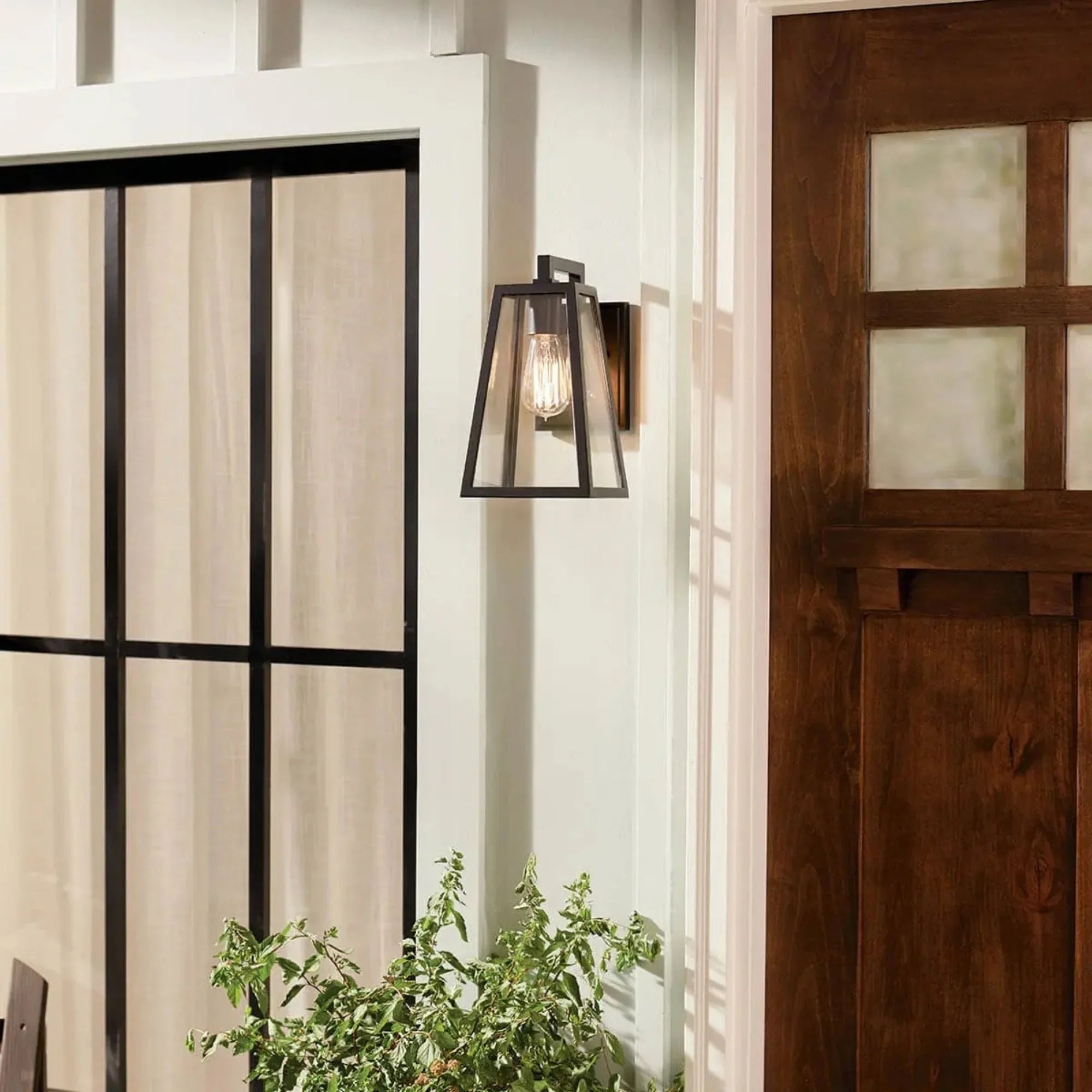 Kichler Delison 11.5 in. Outdoor Sconce, Black with Clear Tempered Glass