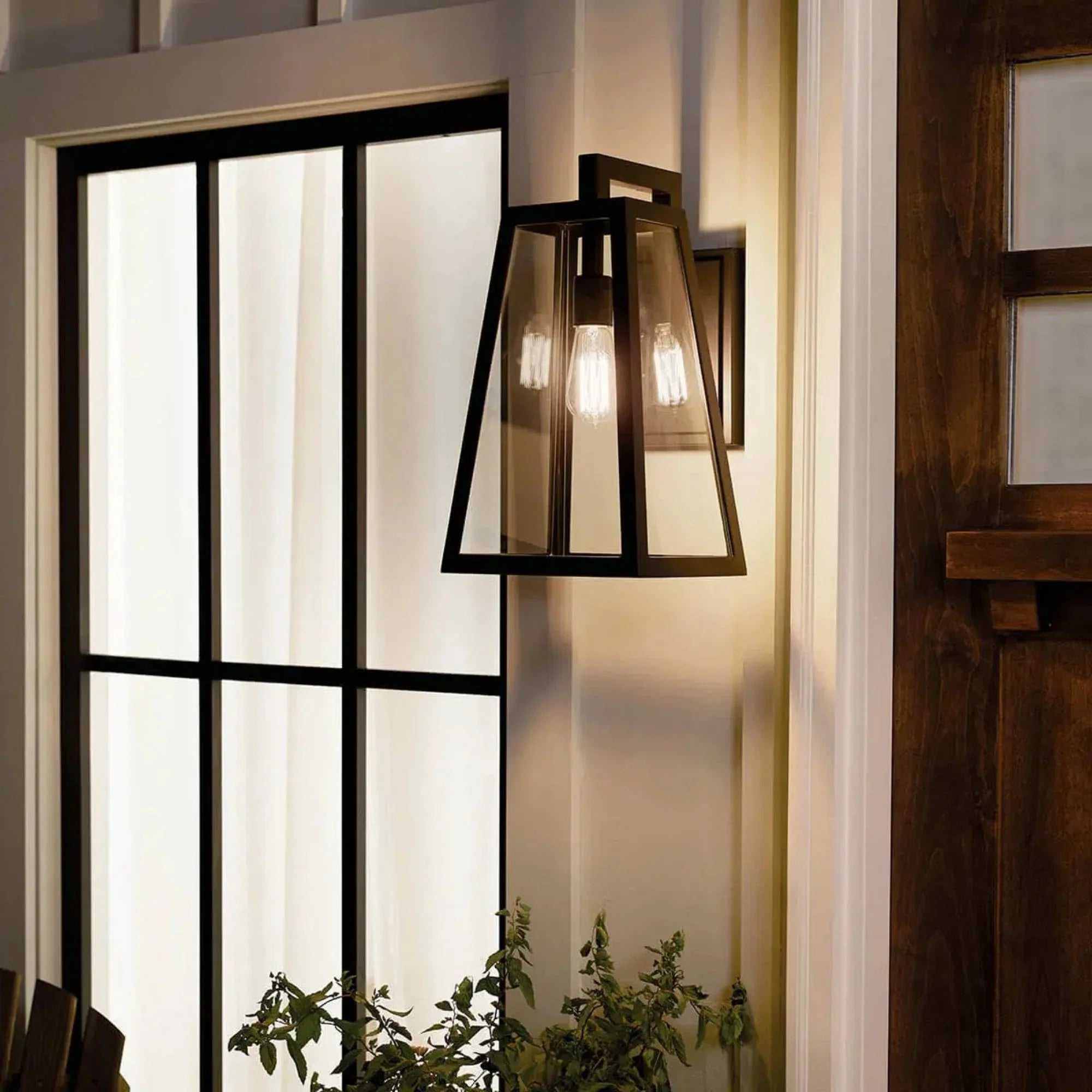 Kichler Delison 16.75 in. Outdoor Sconce, Black with Clear Tempered Glass