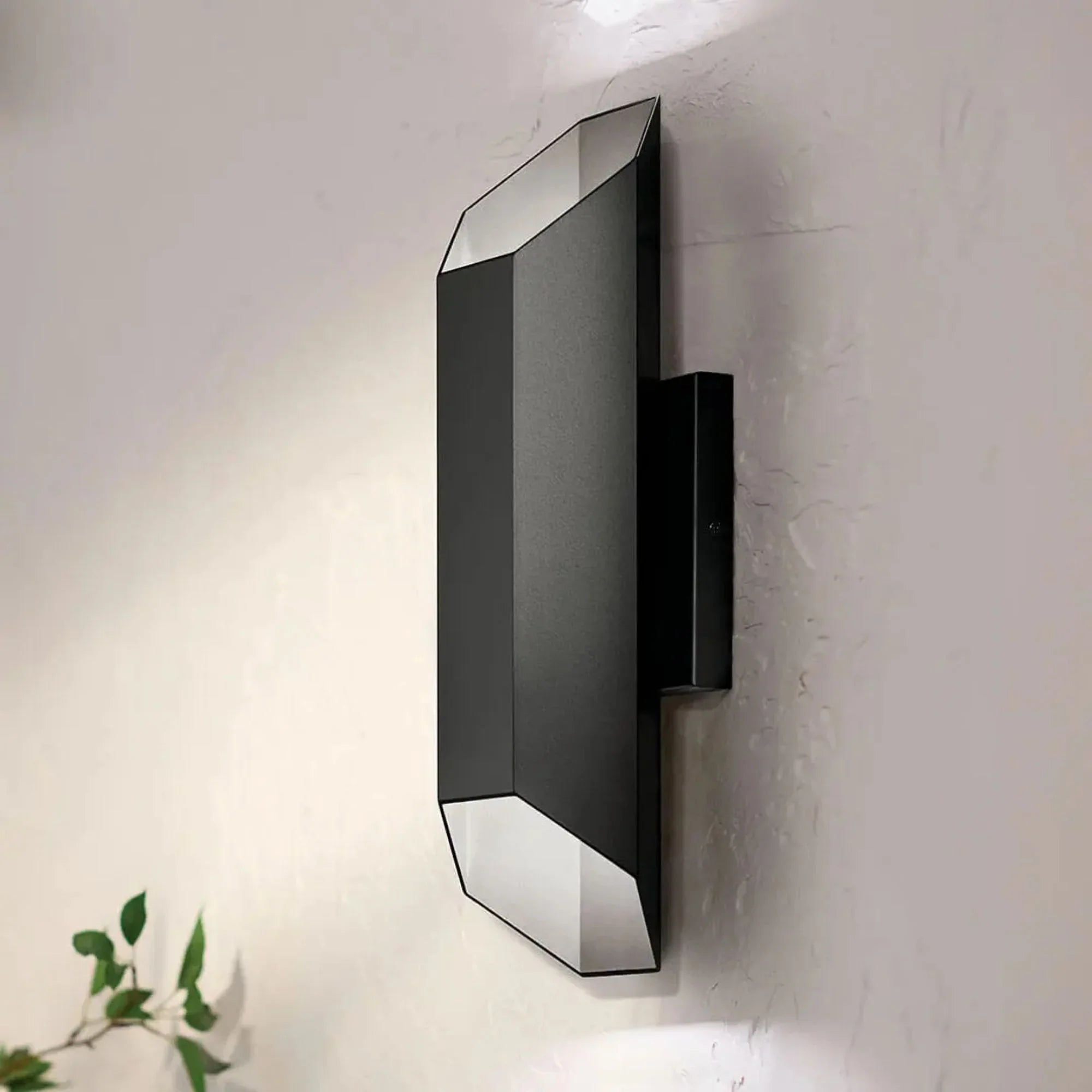 LED Outdoor Wall Light, Up/Down Light, 8W, 650lm, 3000K, 120V, Black