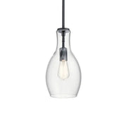 Everly 7" Pendant, Black Finish, Clear Glass