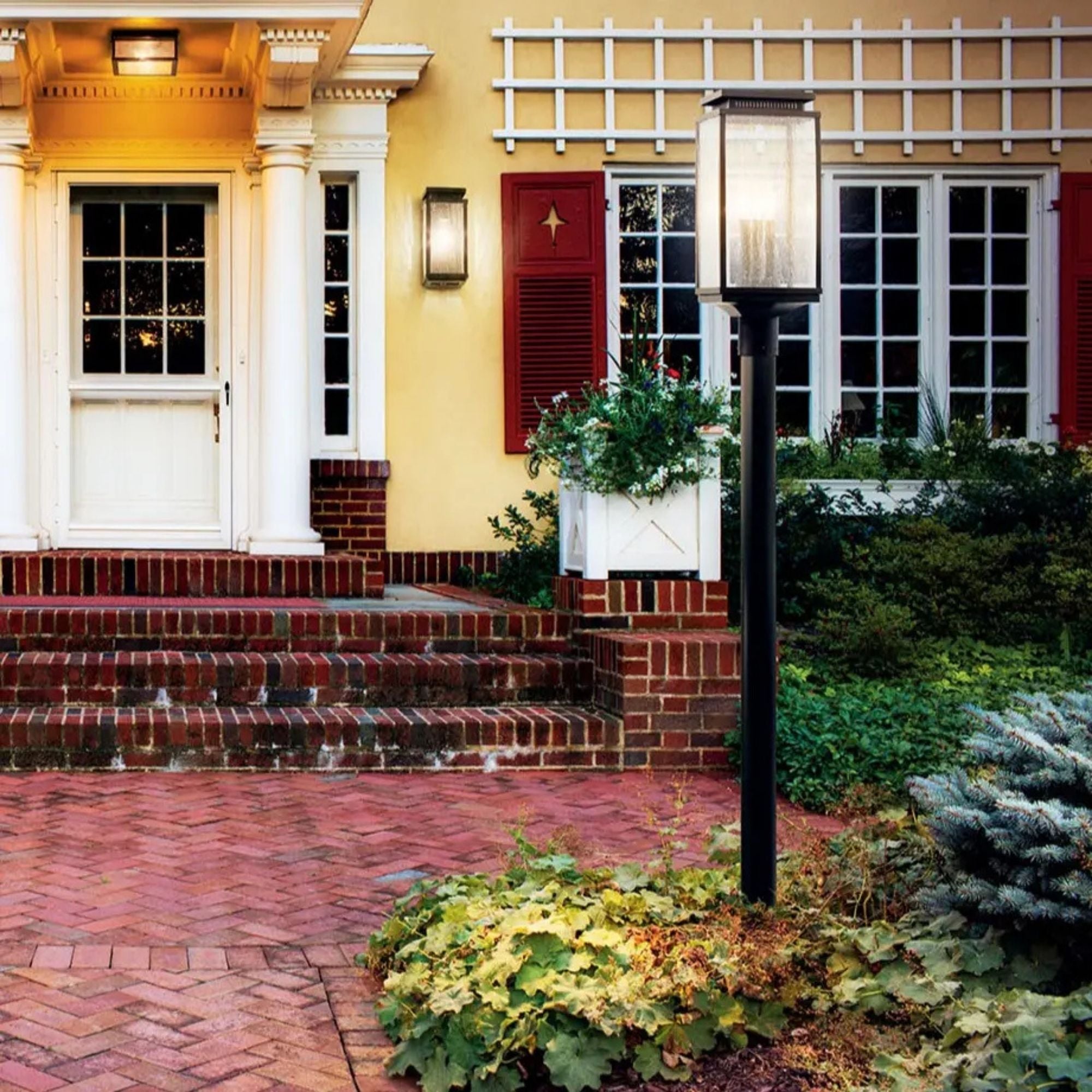 Kichler Manningham 21 in. 3-Light Outdoor Post Light, Olde Bronze with Clear Seeded Glass