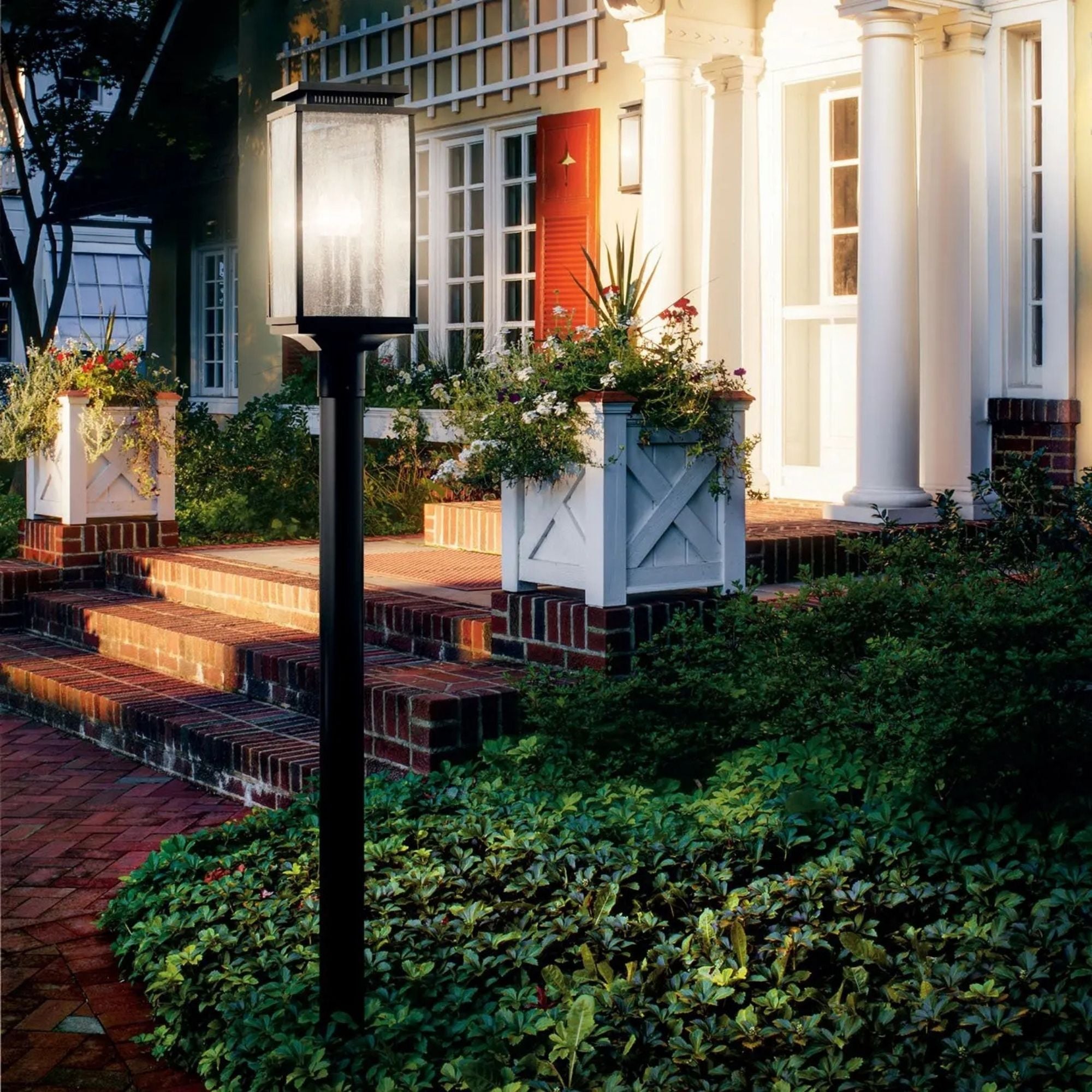 Kichler Manningham 10.75 in. Outdoor Sconce, Olde Bronze with Clear Seeded Glass