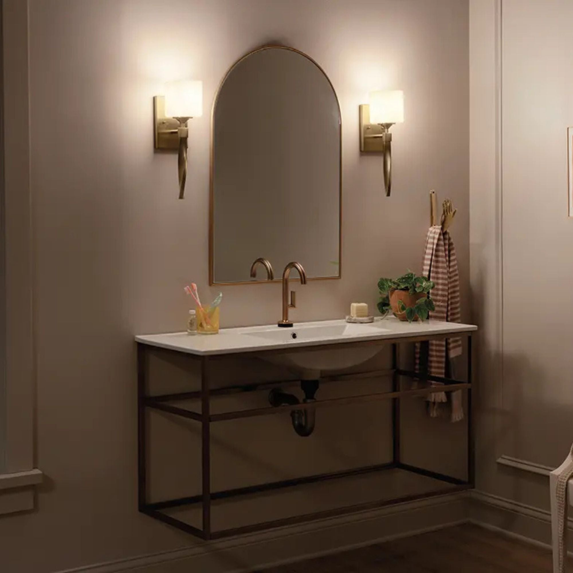 Kichler Lighting - Marette 5" Wall Sconce, Champagne Bronze Finish | Bees Lighting