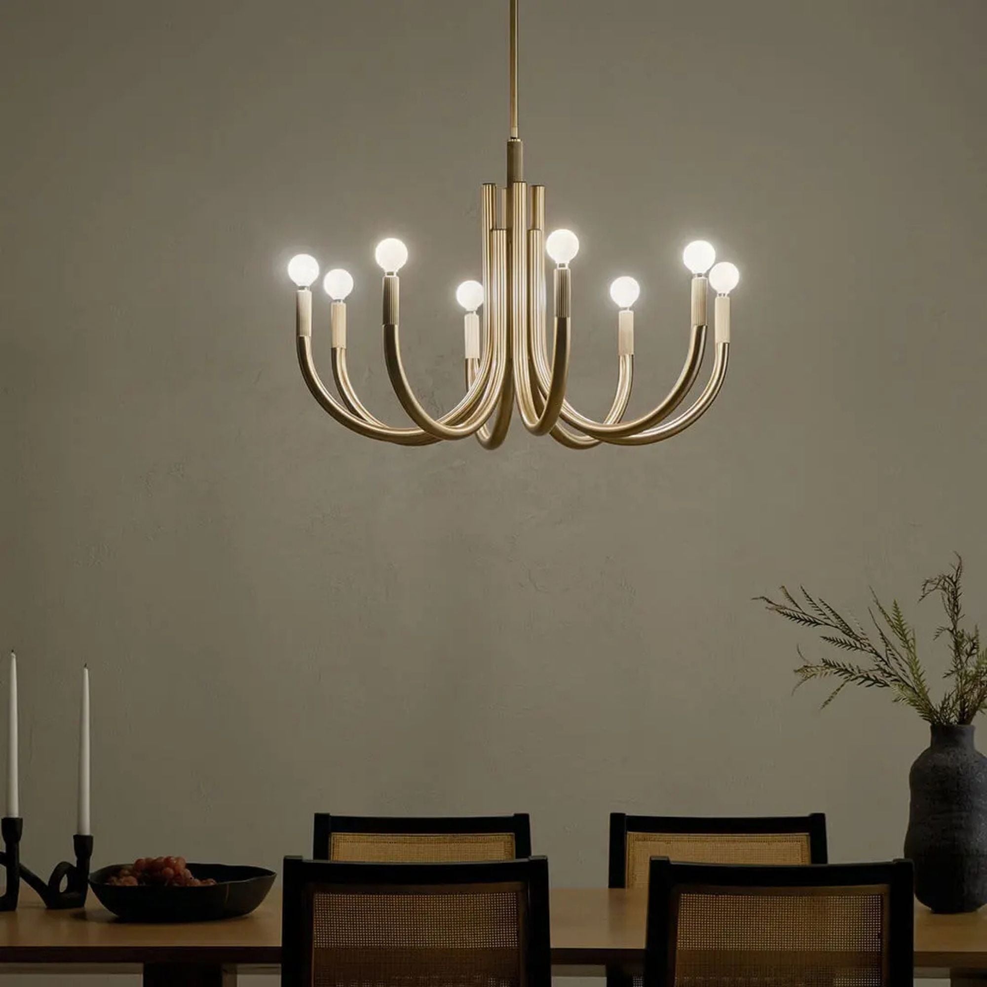 Kichler Odensa 29.25 in. 8-Light Chandelier, Champagne Bronze